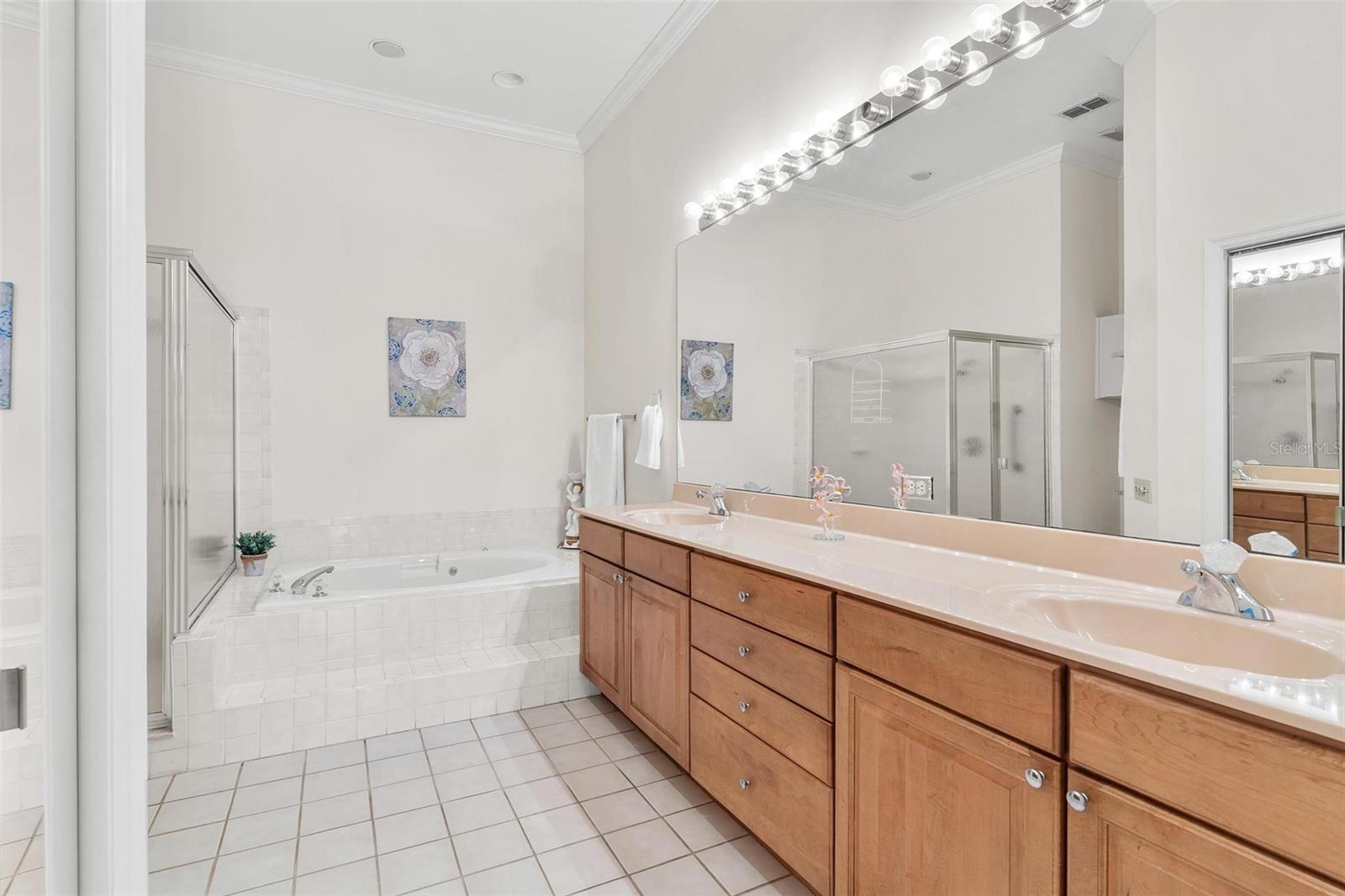 6048 TOPSAIL RD, LADY LAKE, FL, 32159