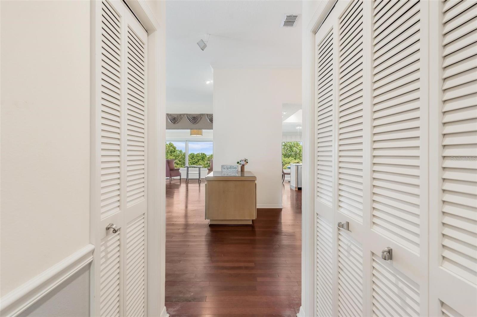 6048 TOPSAIL RD, LADY LAKE, FL, 32159