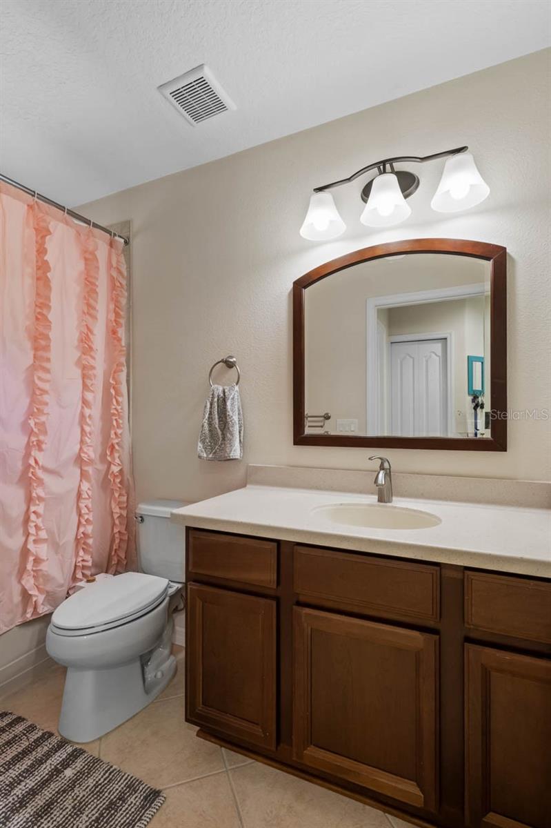 816 COLLEGE CHASE DR, RUSKIN, FL, 33570