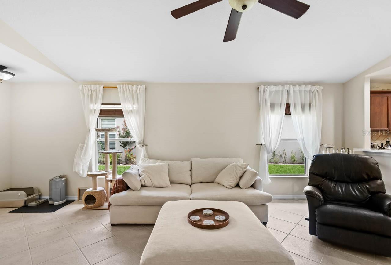 816 COLLEGE CHASE DR, RUSKIN, FL, 33570