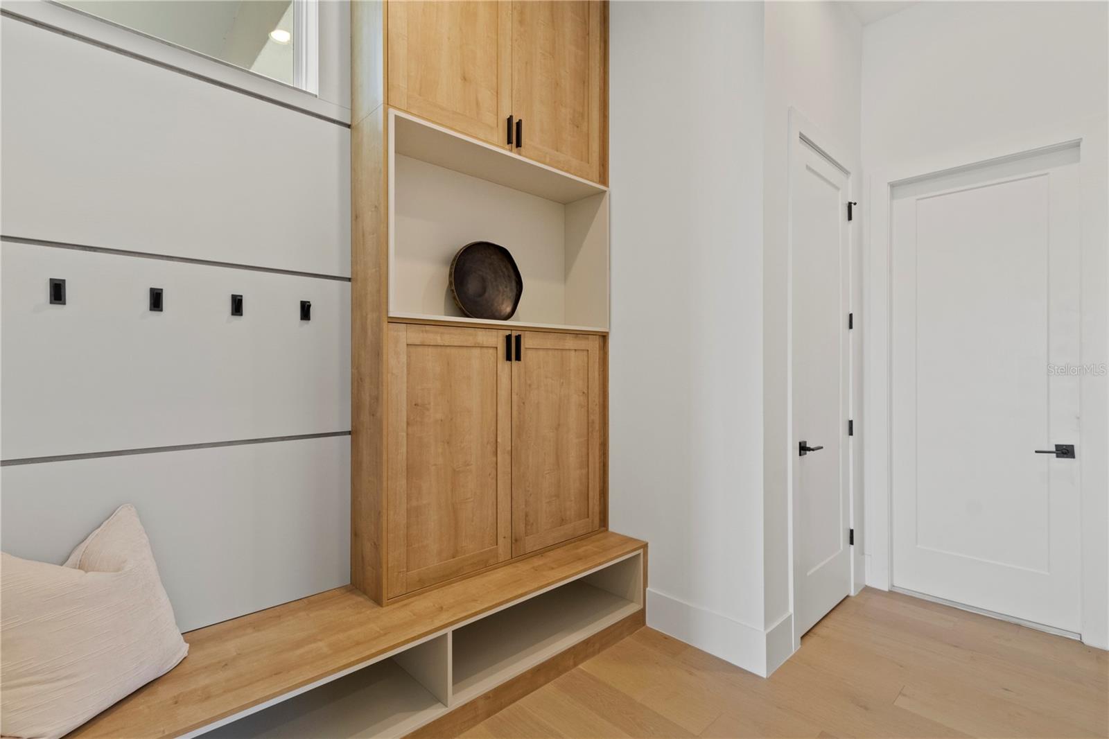 O6312690 Property Photo