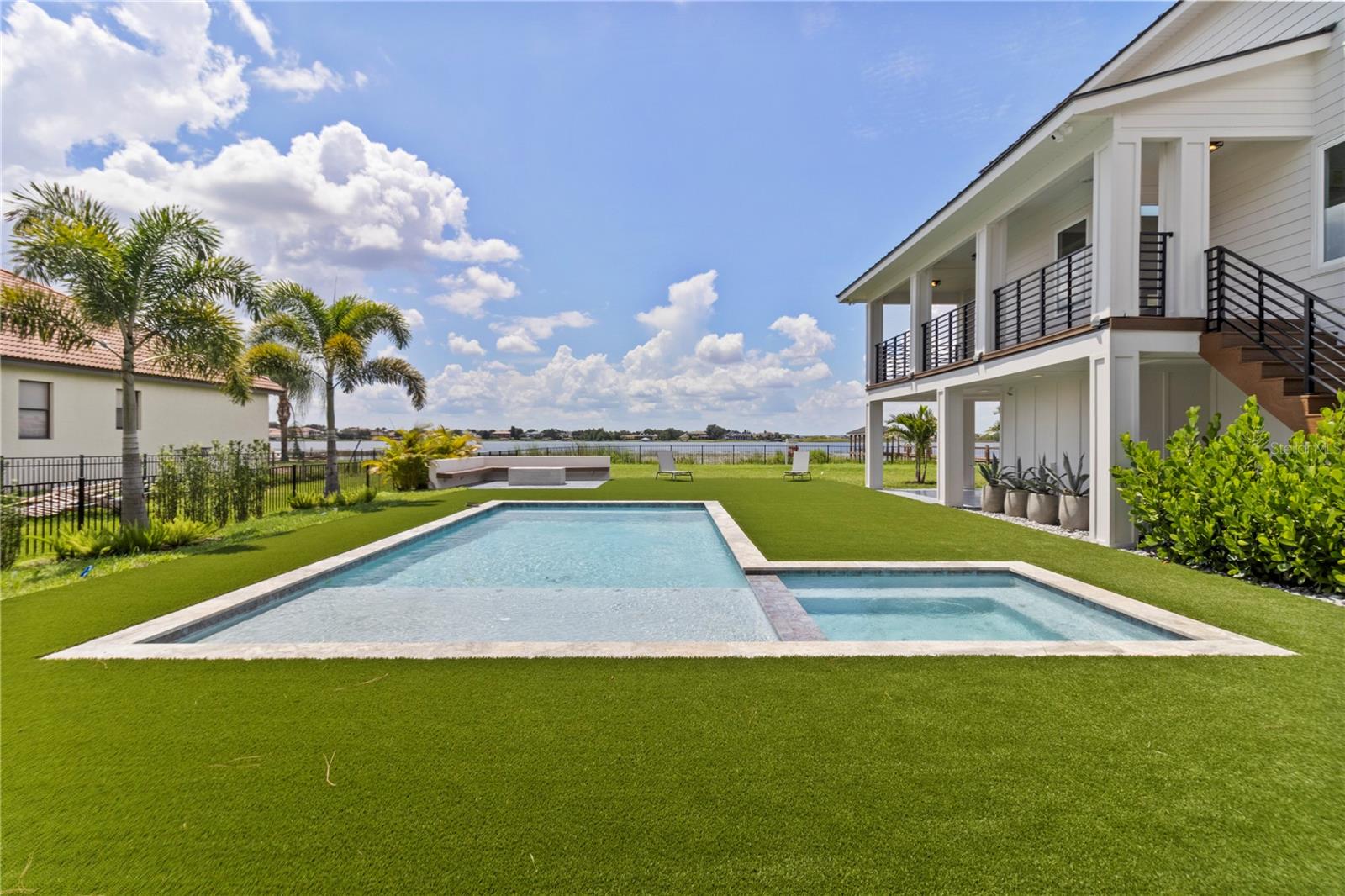 O6312690 Property Photo