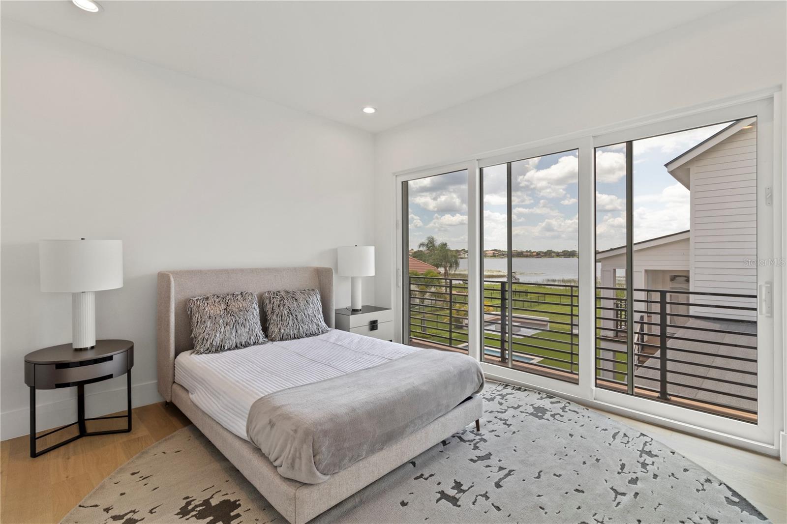 O6312690 Property Photo