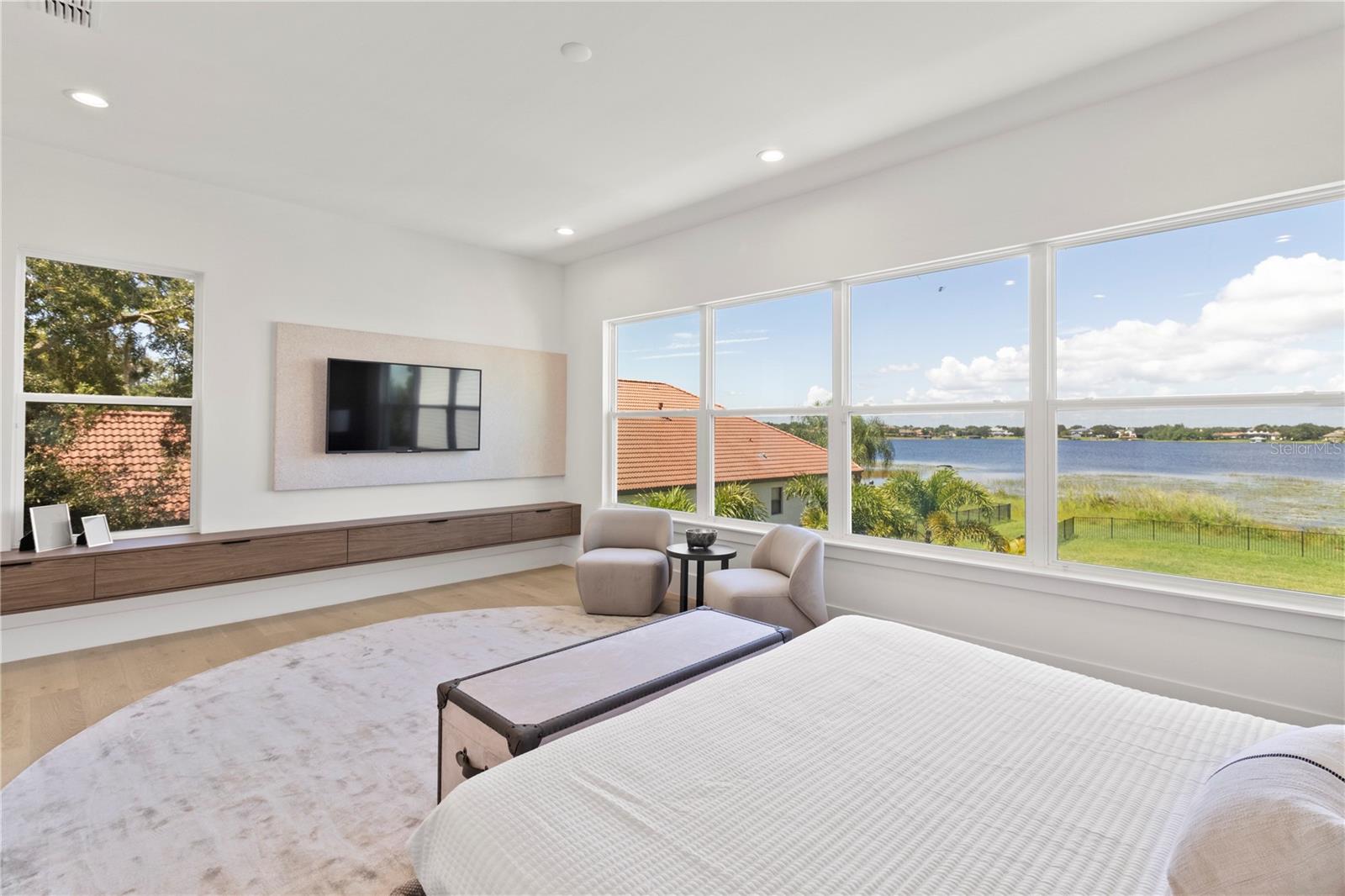 O6312690 Property Photo