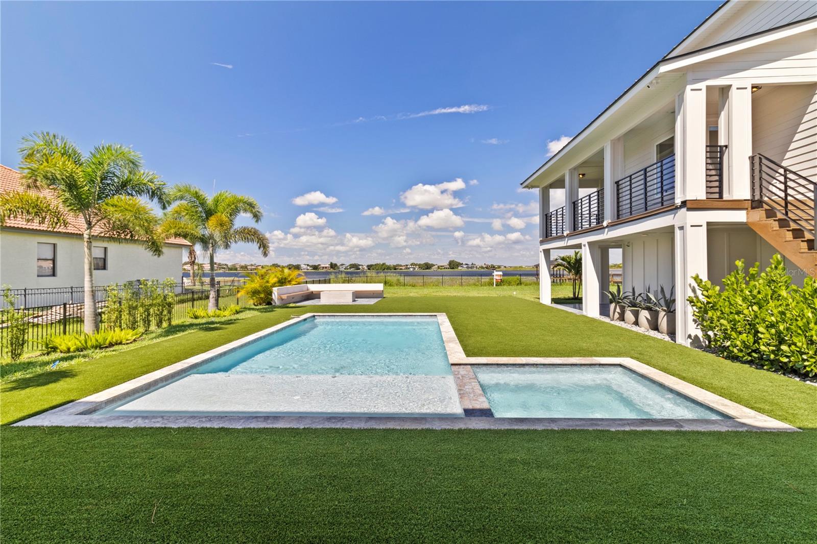 O6312690 Property Photo