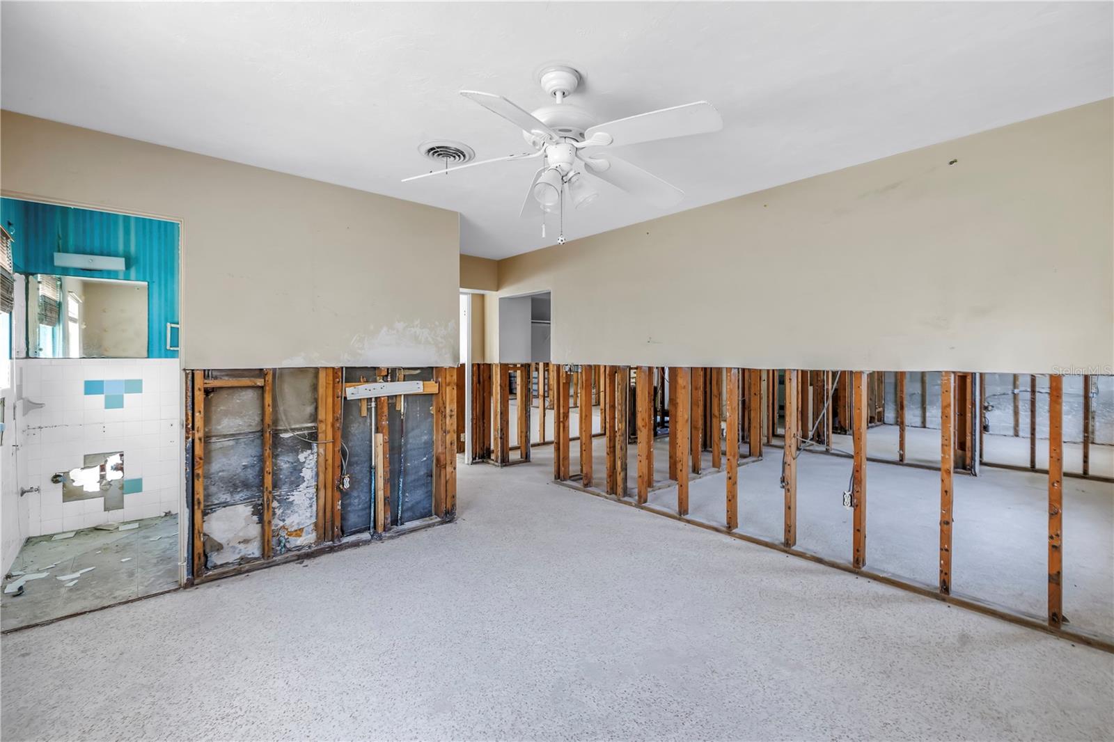 310 AVENIDA MILANO, SARASOTA, FL, 34242