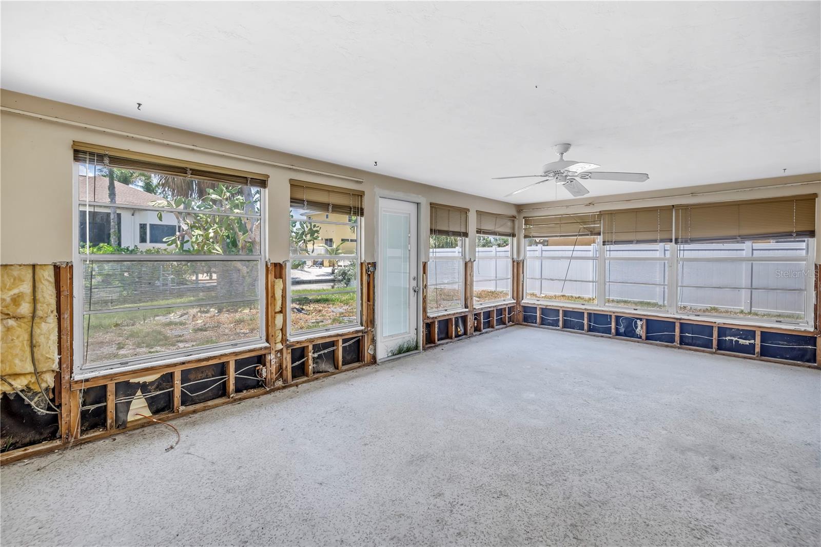 310 AVENIDA MILANO, SARASOTA, FL, 34242