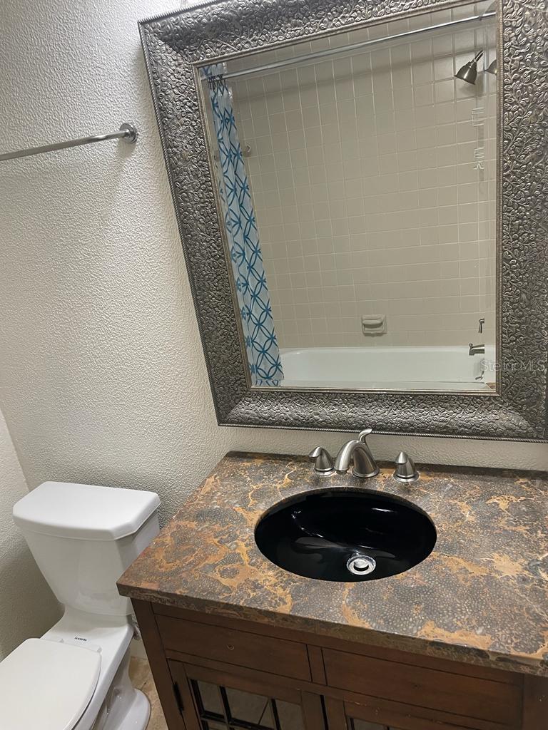 5173 VINELAND RD #207, ORLANDO, FL, 32811