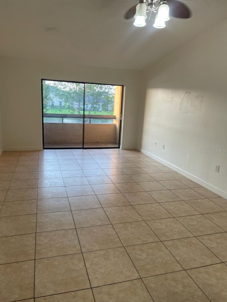 5173 VINELAND RD #207, ORLANDO, FL, 32811