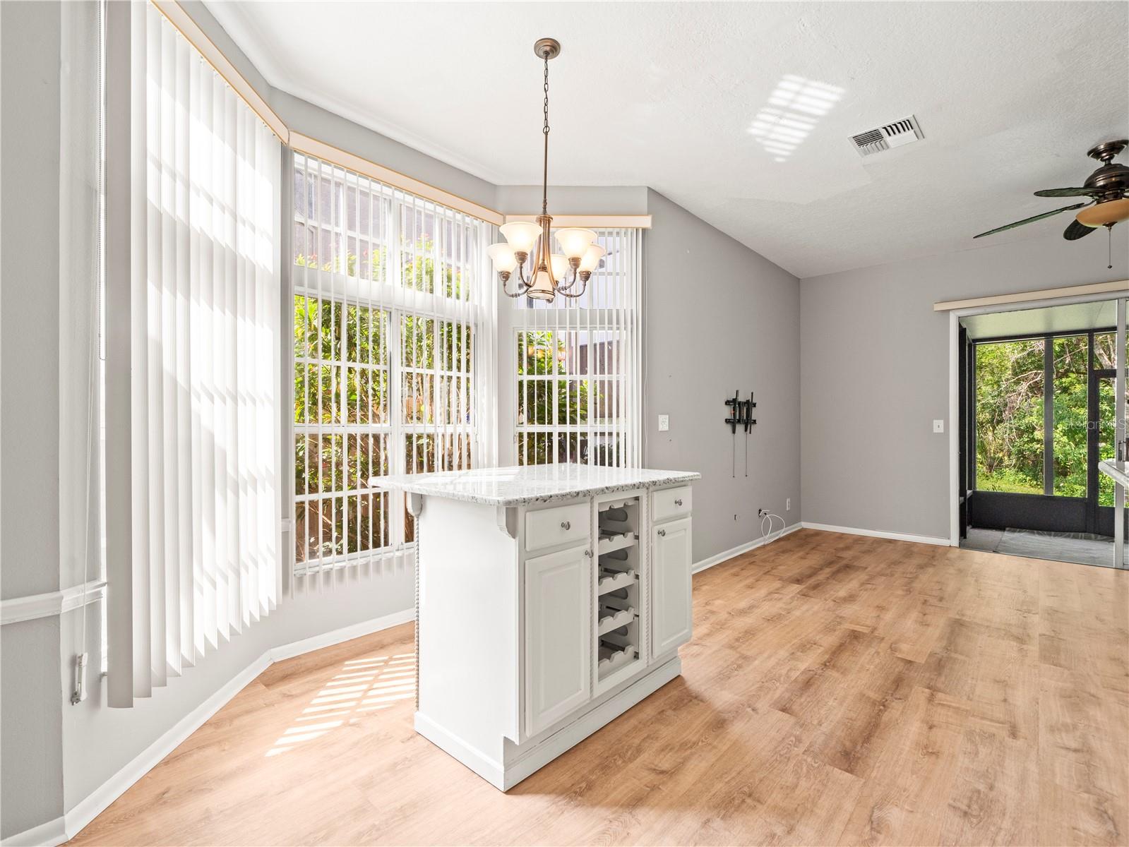 14134 TROUVILLE DR, TAMPA, FL, 33624