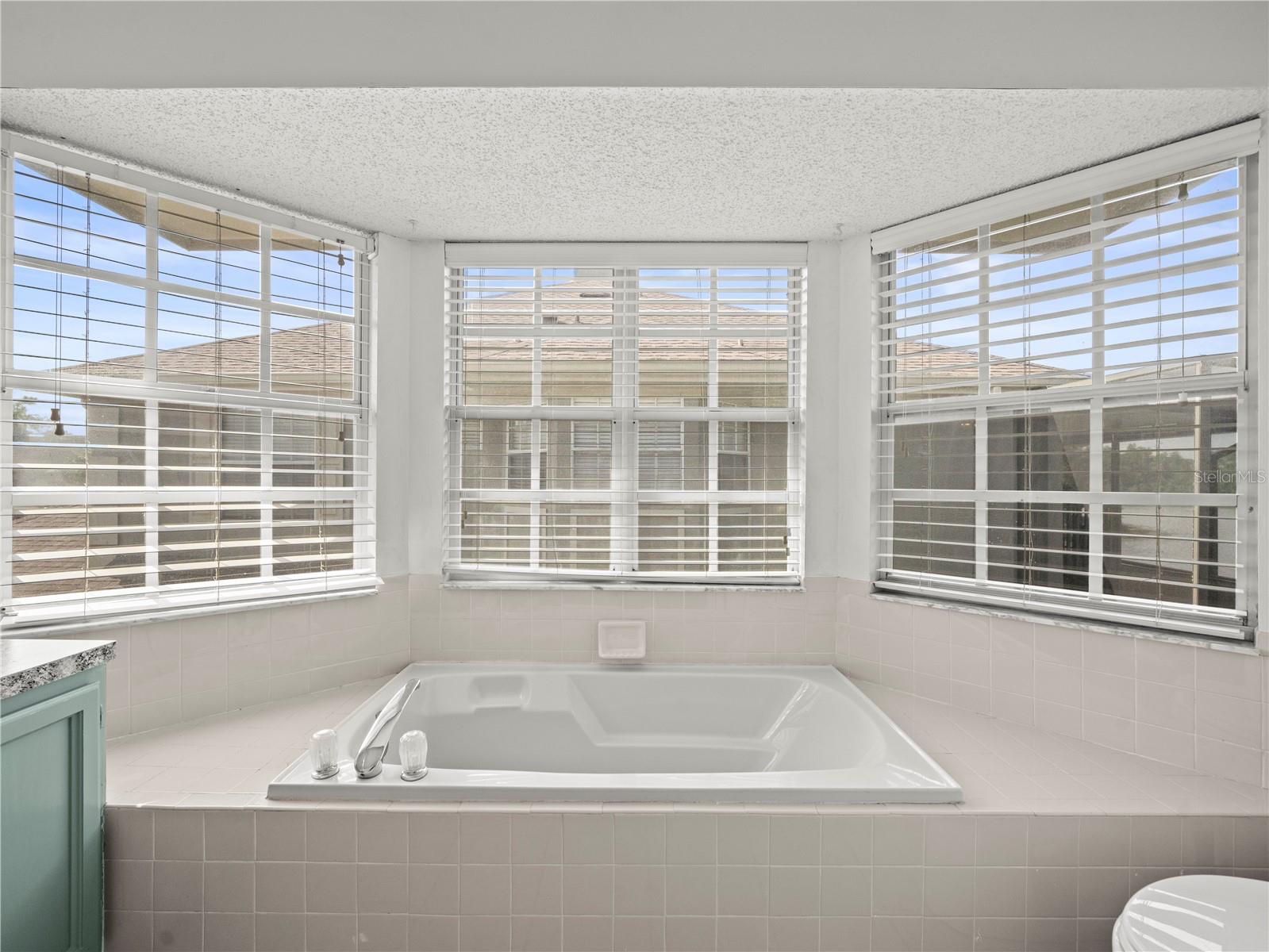 14134 TROUVILLE DR, TAMPA, FL, 33624