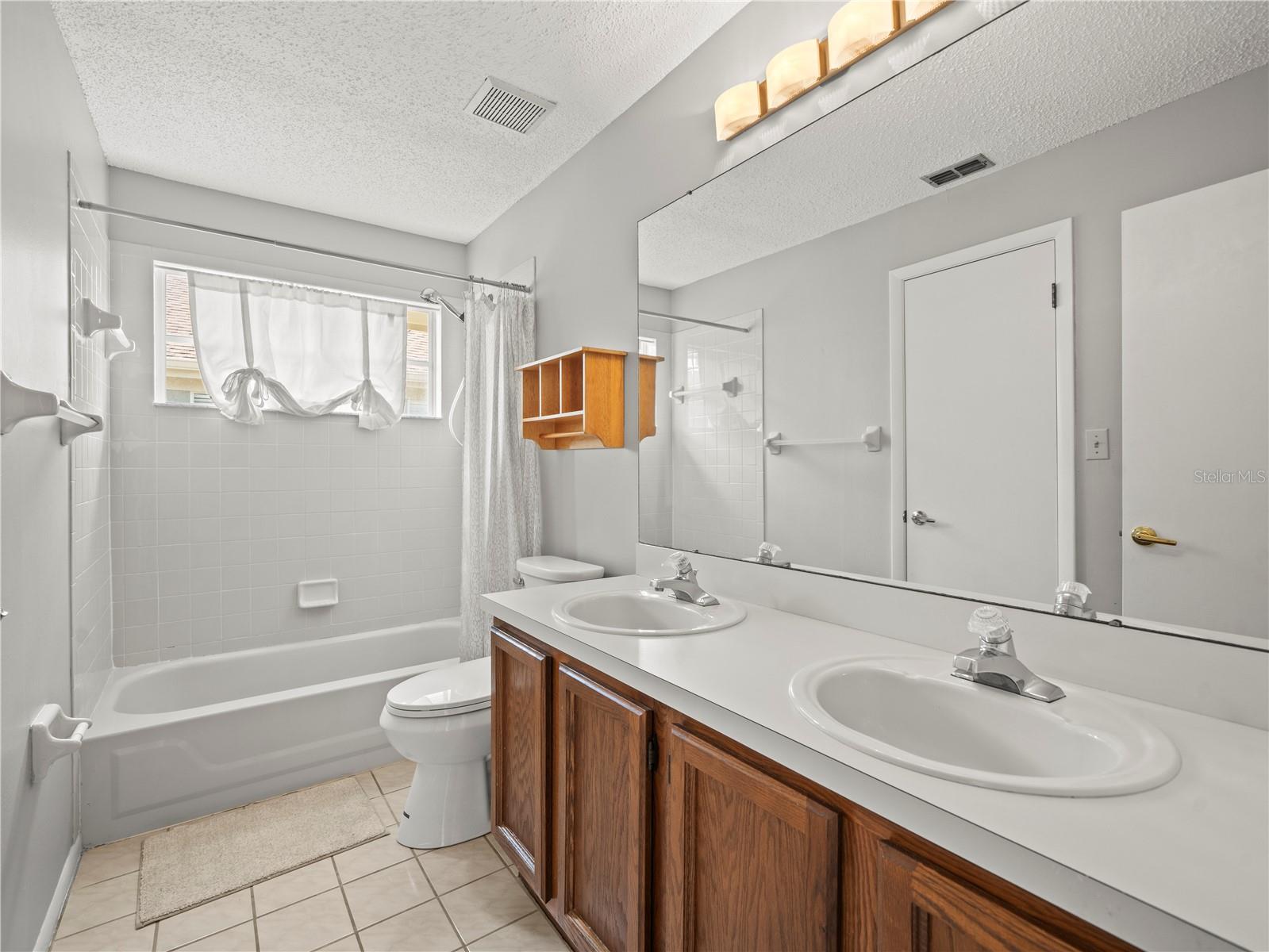 14134 TROUVILLE DR, TAMPA, FL, 33624