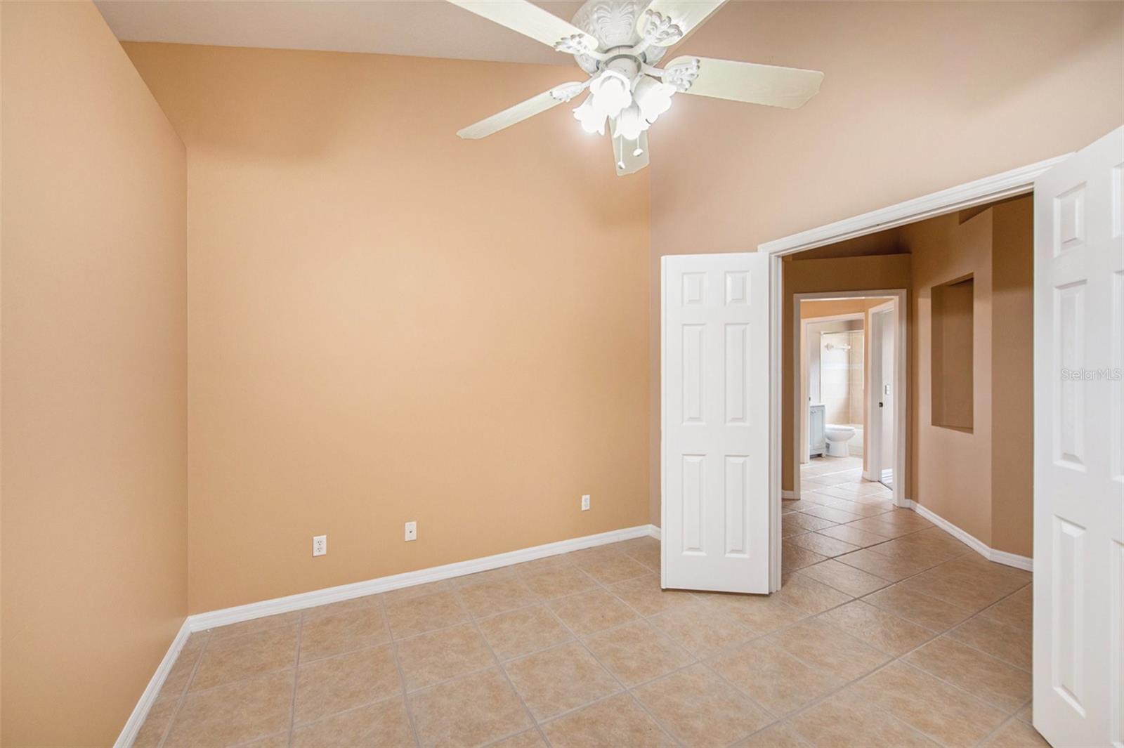 6711 THACKSTON DR, RIVERVIEW, FL, 33578