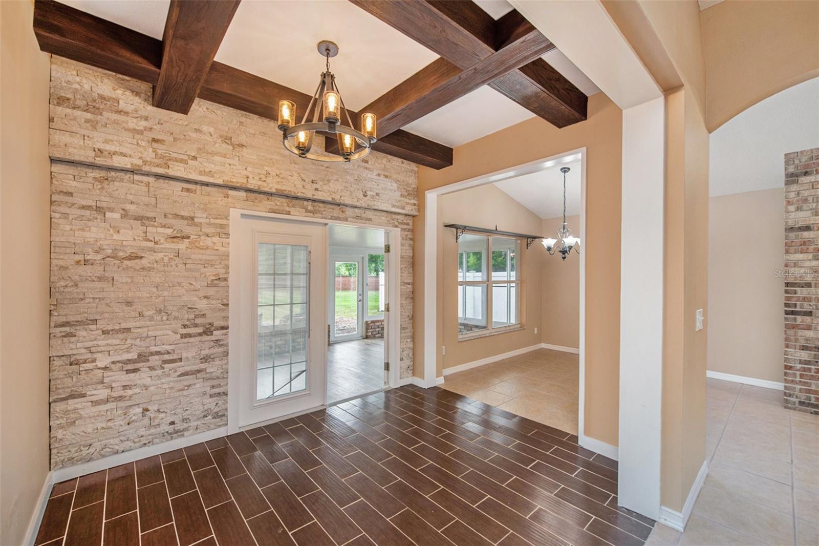 6711 THACKSTON DR, RIVERVIEW, FL, 33578