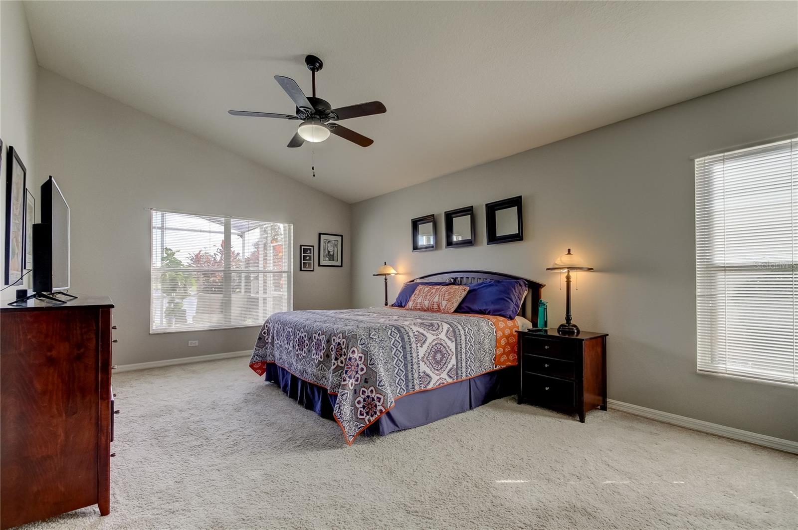 10126 KINGSBRIDGE AVE, TAMPA, FL, 33626