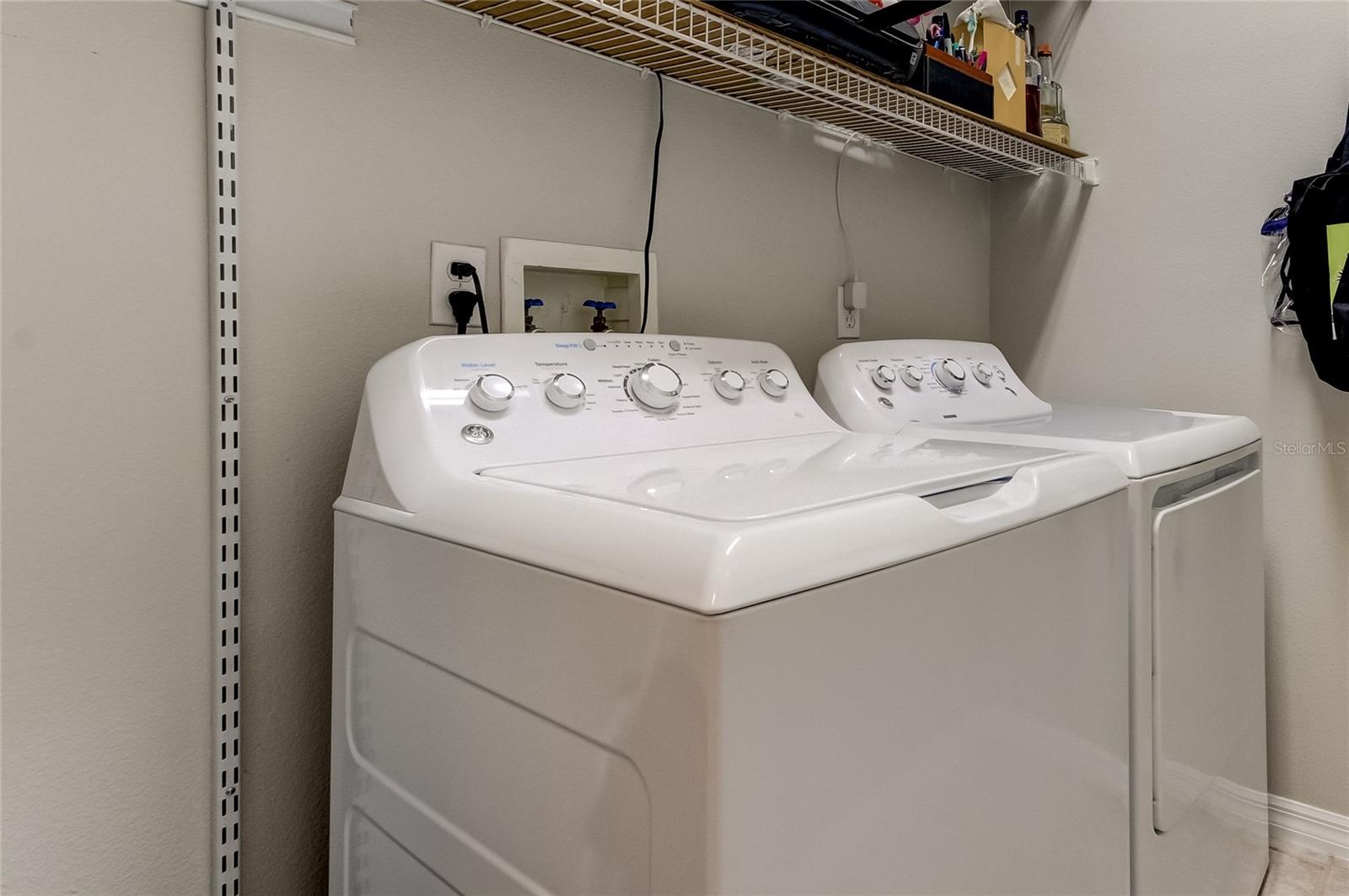 10126 KINGSBRIDGE AVE, TAMPA, FL, 33626