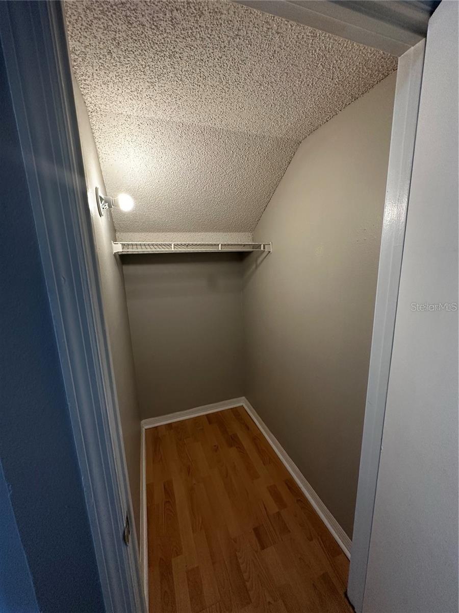 6166 WESTGATE DR #204, ORLANDO, FL, 32835