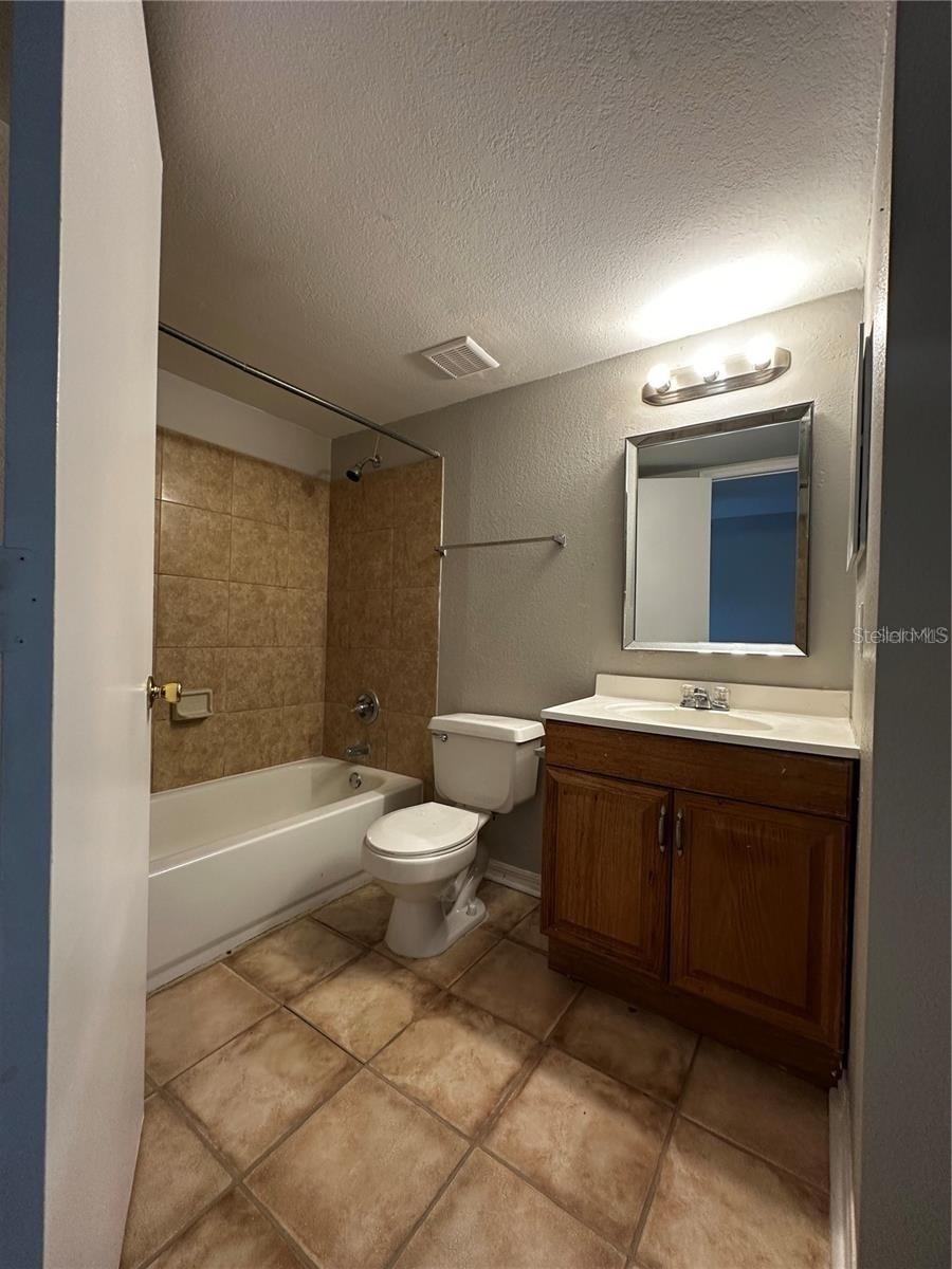 6166 WESTGATE DR #204, ORLANDO, FL, 32835