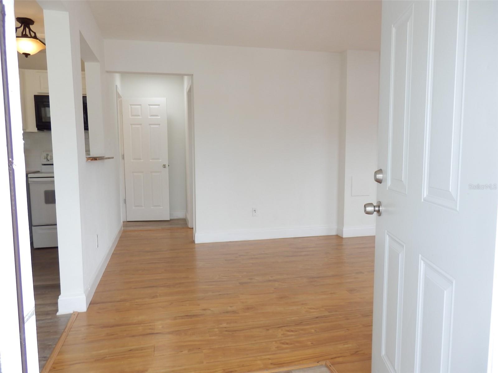 5257 5TH AVE N #Upstairs Garage, ST PETERSBURG, FL, 33710