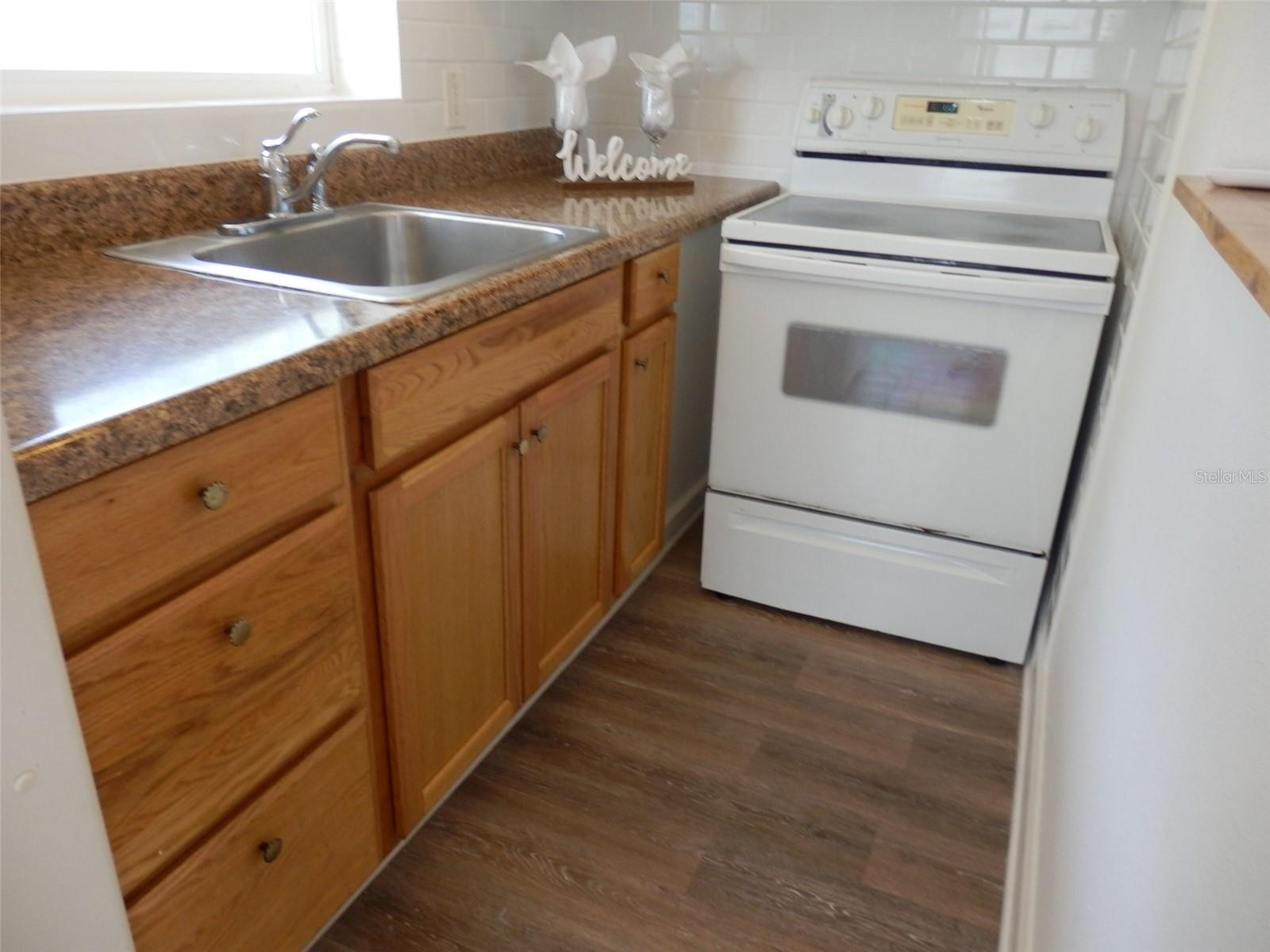 5257 5TH AVE N #Upstairs Garage, ST PETERSBURG, FL, 33710