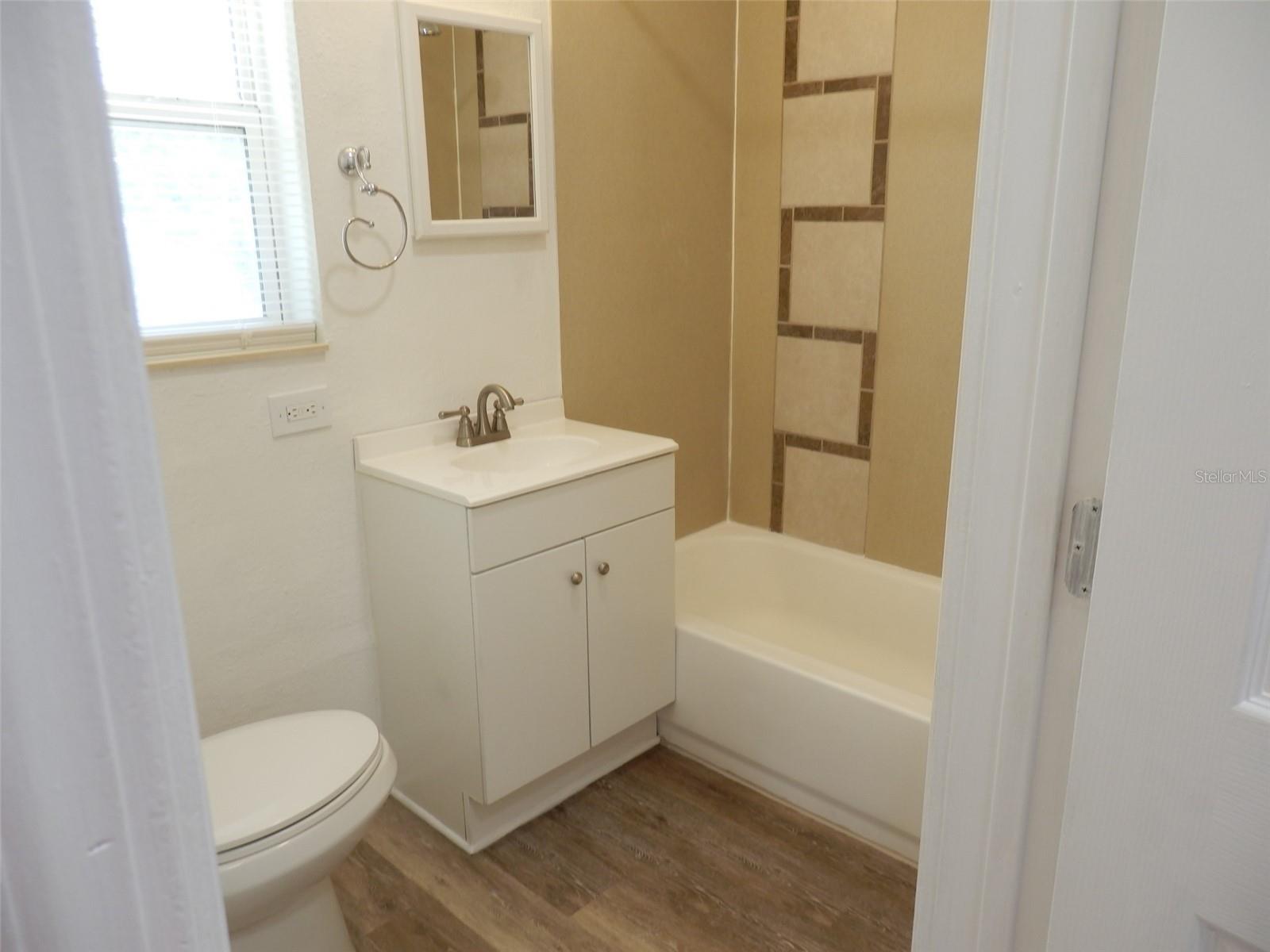 5257 5TH AVE N #Upstairs Garage, ST PETERSBURG, FL, 33710