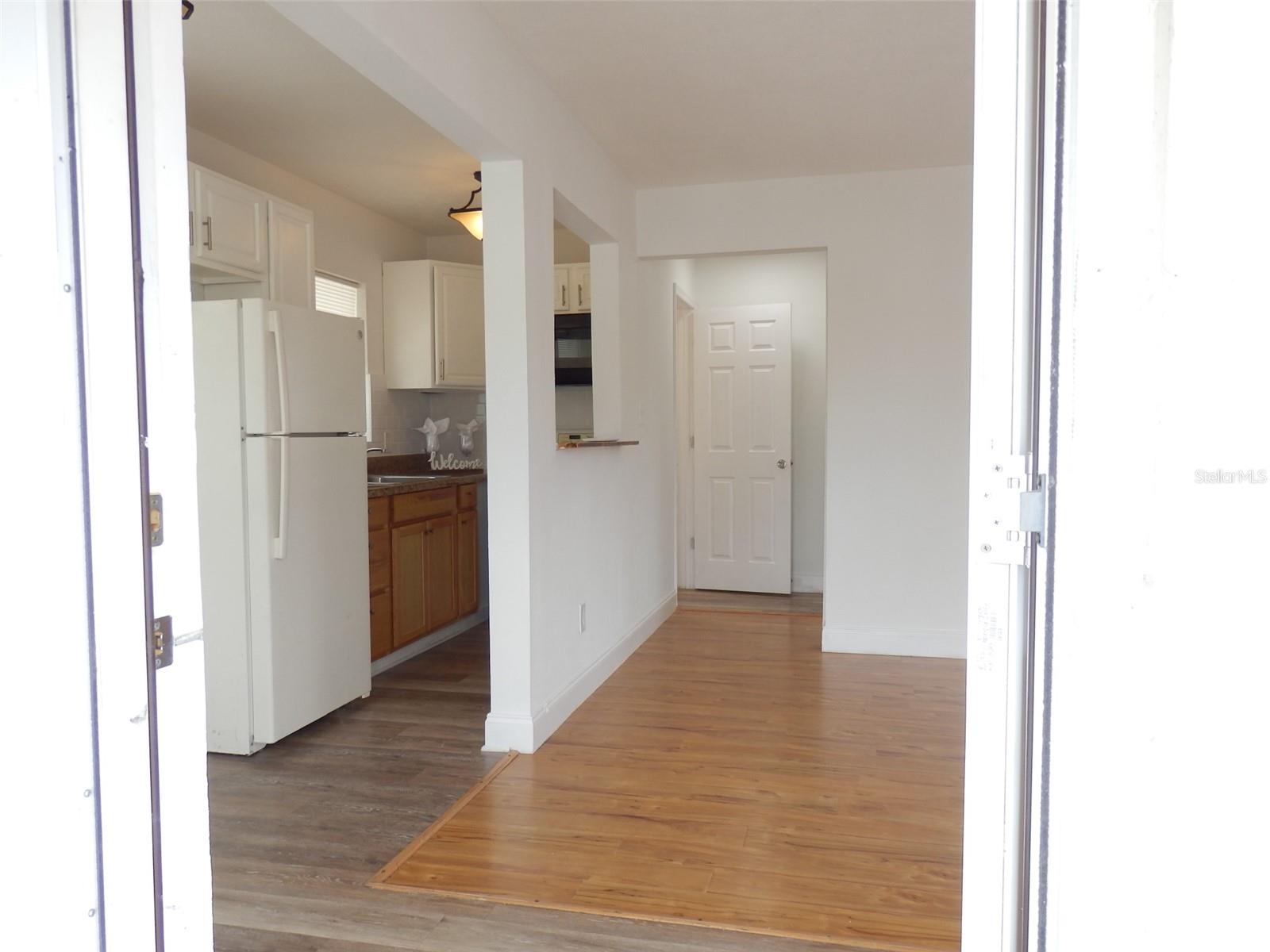 5257 5TH AVE N #Upstairs Garage, ST PETERSBURG, FL, 33710