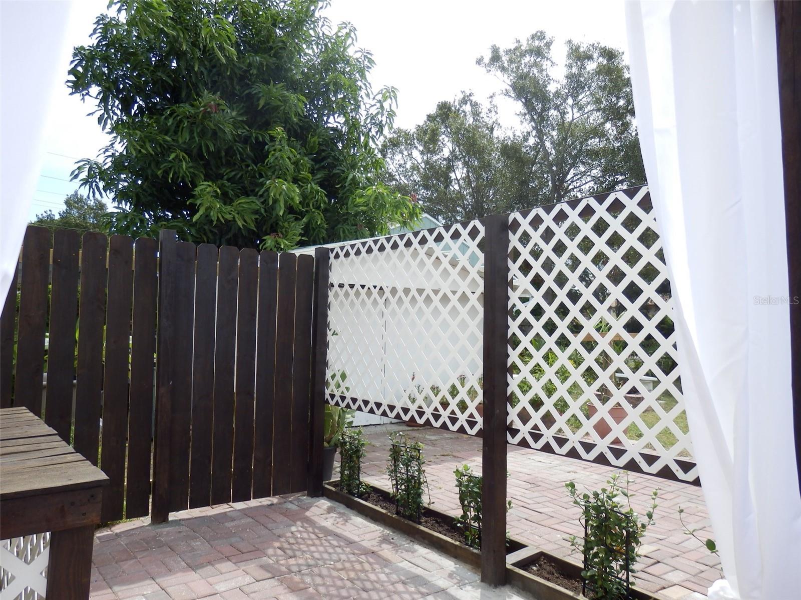 5257 5TH AVE N #Upstairs Garage, ST PETERSBURG, FL, 33710