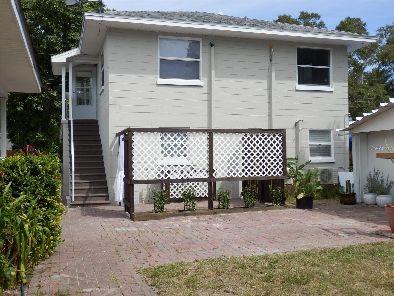 5257 5TH AVE N #Upstairs Garage, ST PETERSBURG, FL, 33710