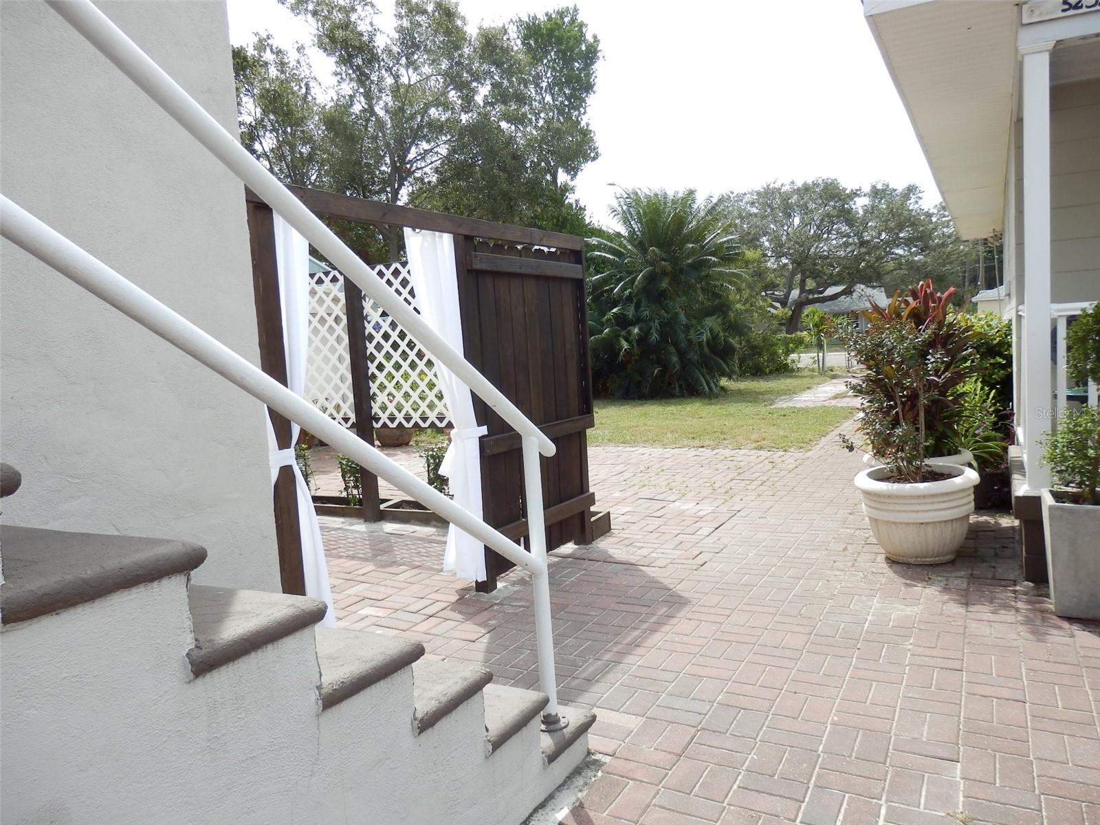 5257 5TH AVE N #Upstairs Garage, ST PETERSBURG, FL, 33710