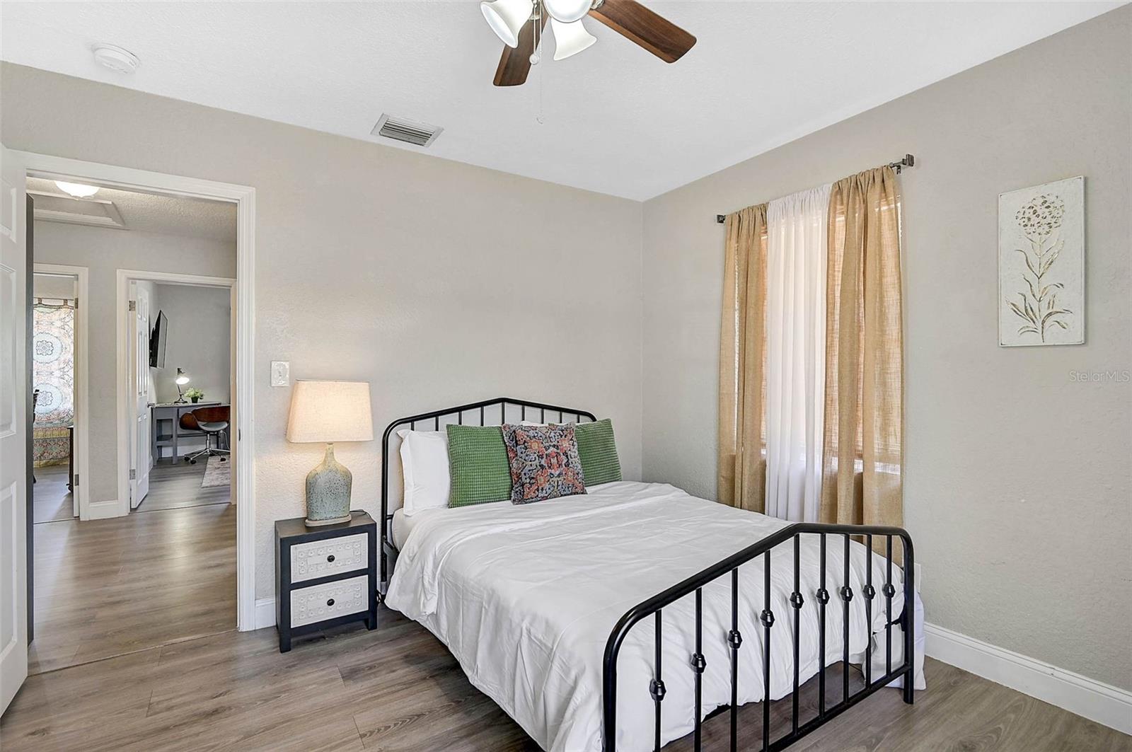 1217 E ELLICOTT ST, TAMPA, FL, 33603