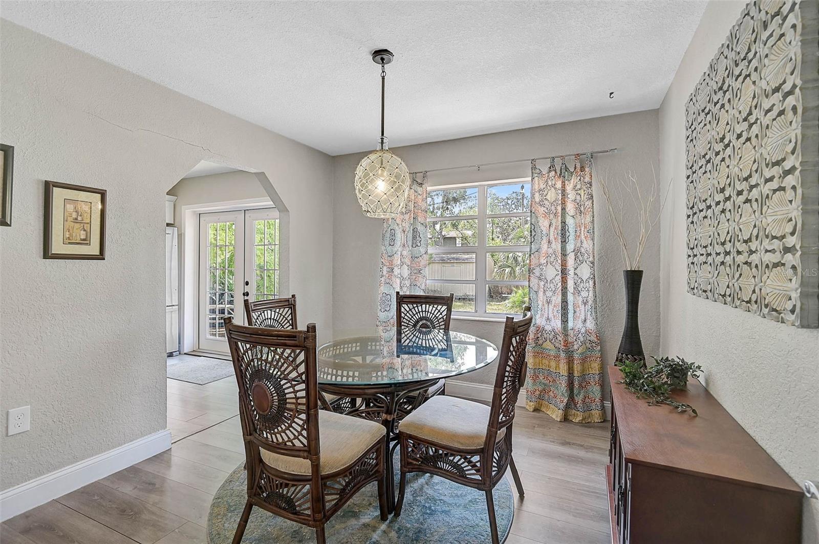 1217 E ELLICOTT ST, TAMPA, FL, 33603