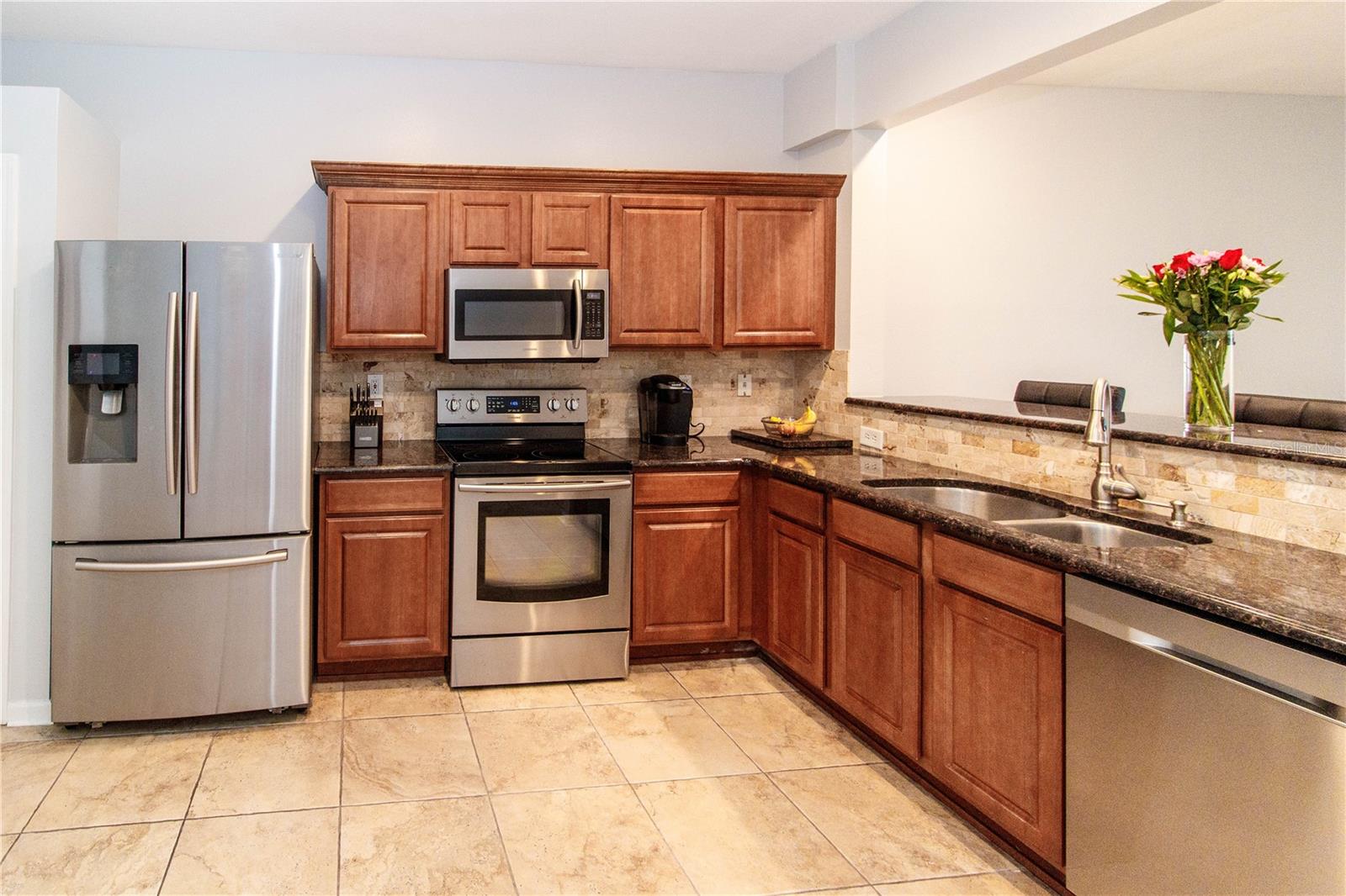 8568 SANDY BEACH ST, TAMPA, FL, 33634