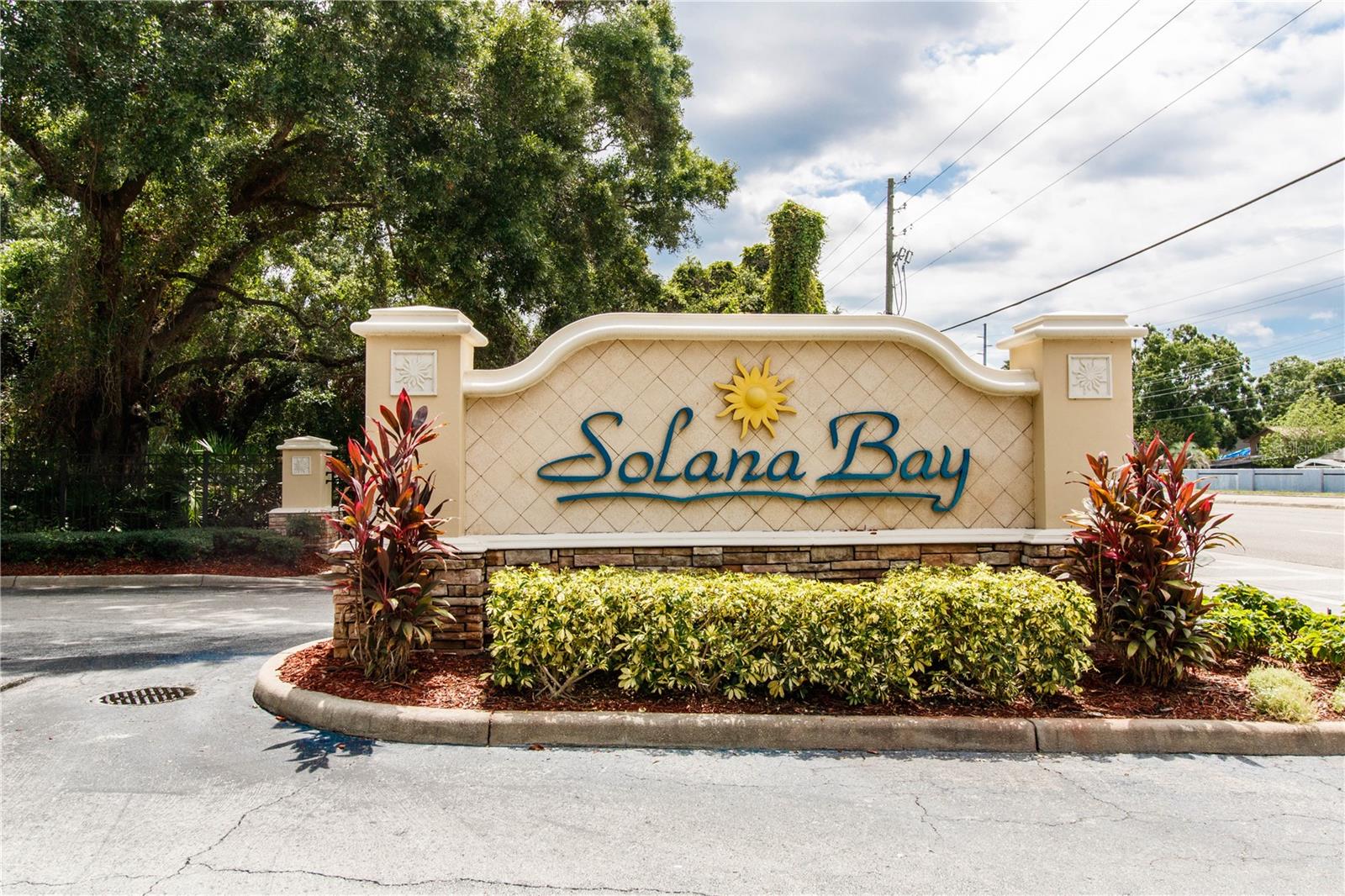 8568 SANDY BEACH ST, TAMPA, FL, 33634