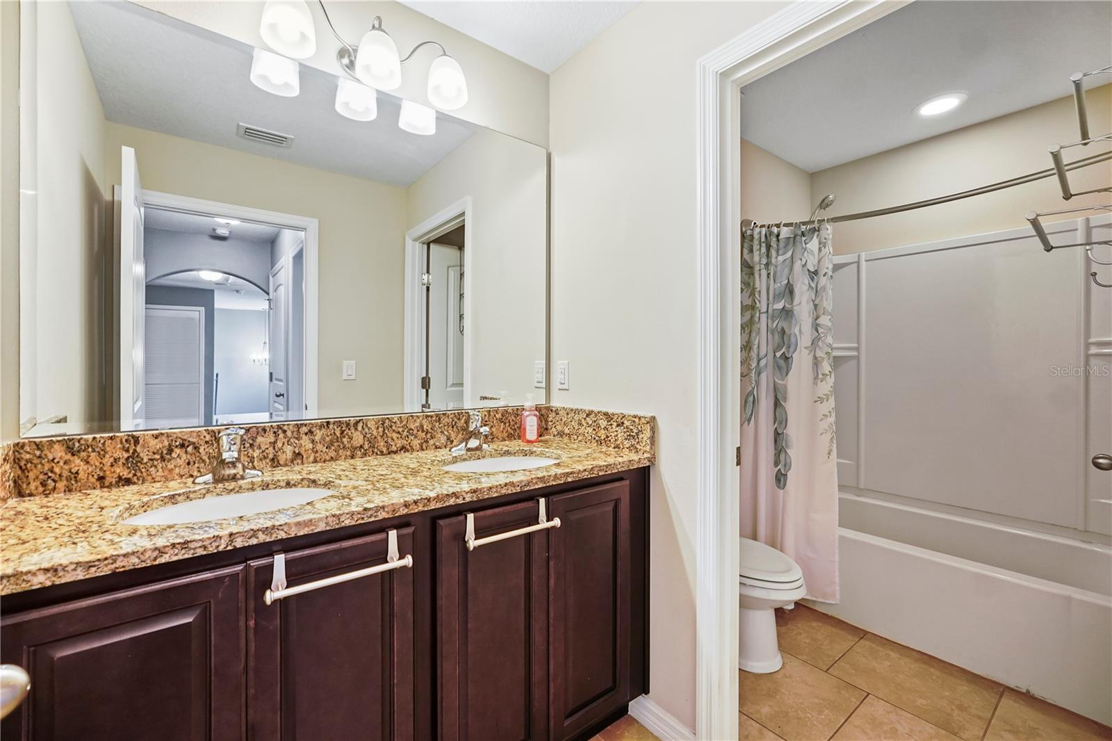 2325 BELLA LUNA CIR, LAKELAND, FL, 33810