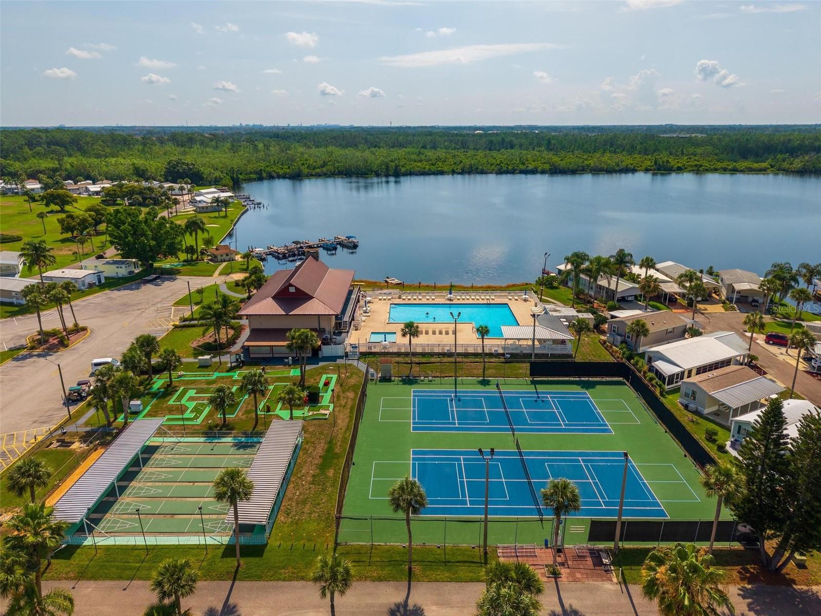 O6312952 Property Photo