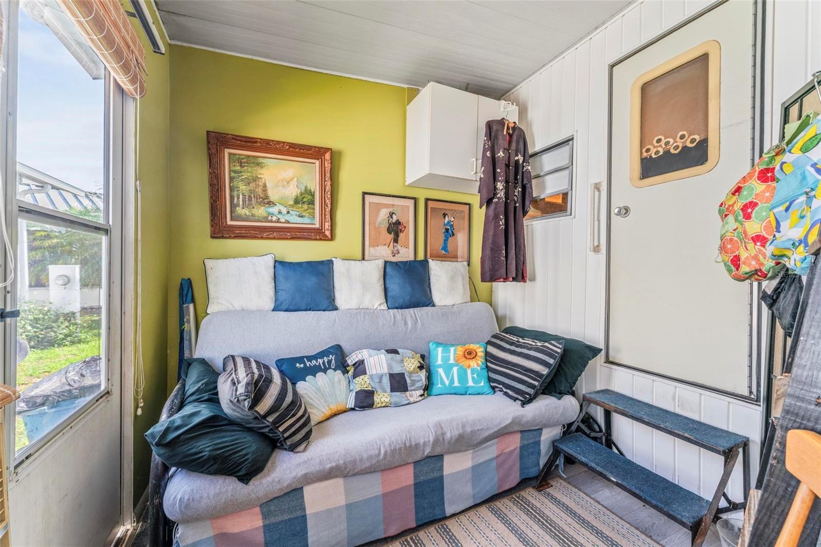 O6312952 Property Photo