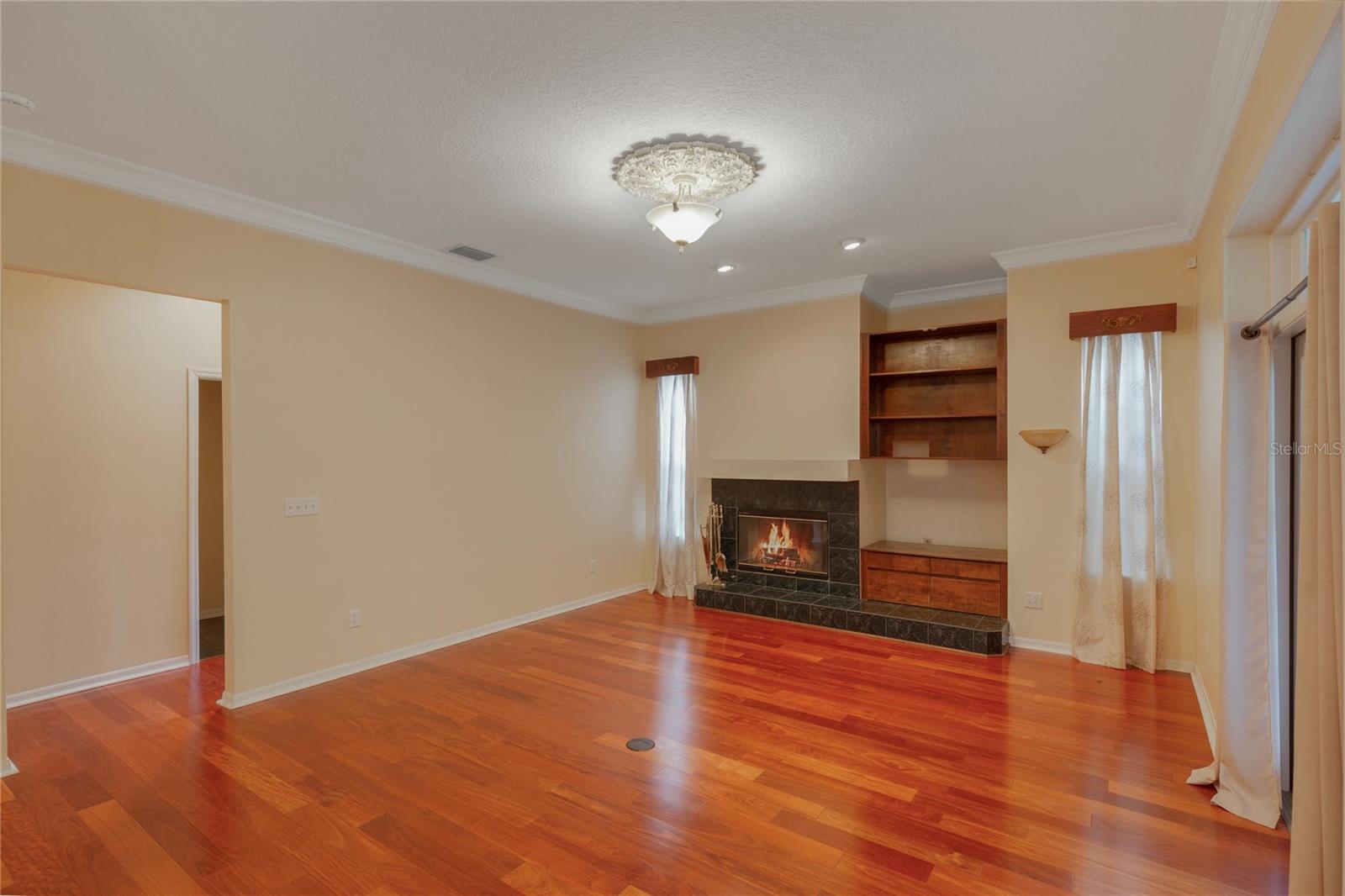 2015 LONG BRANCH LN, CLEARWATER, FL, 33760