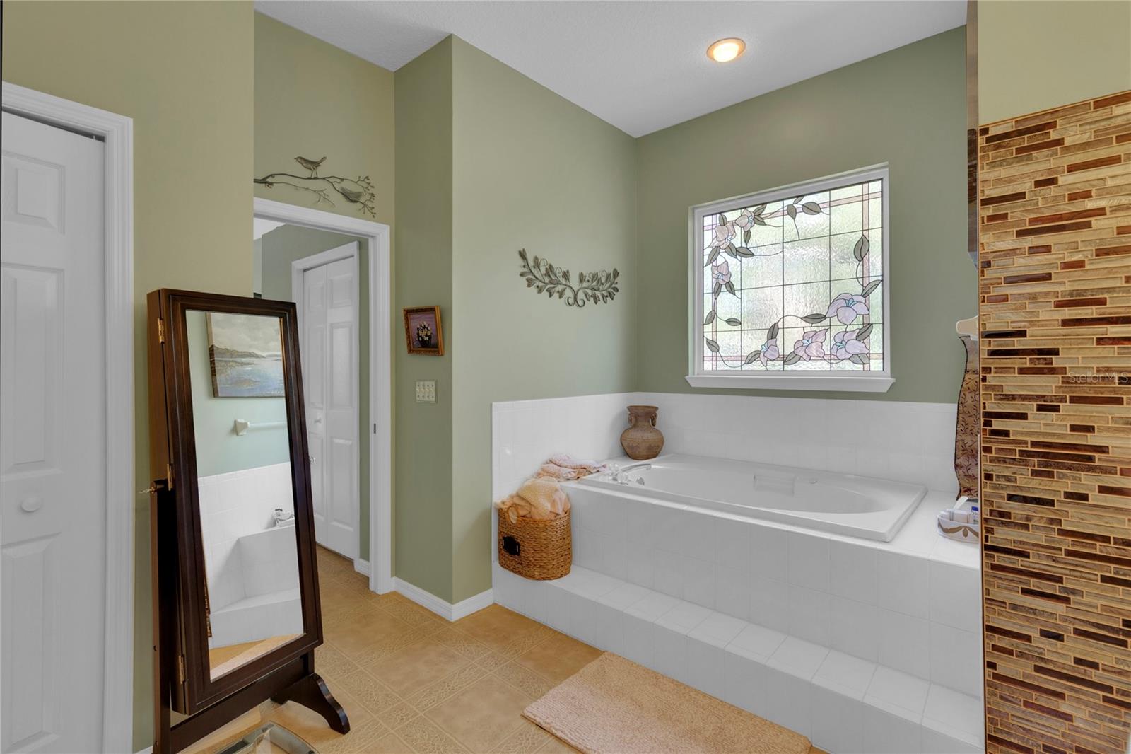 2015 LONG BRANCH LN, CLEARWATER, FL, 33760