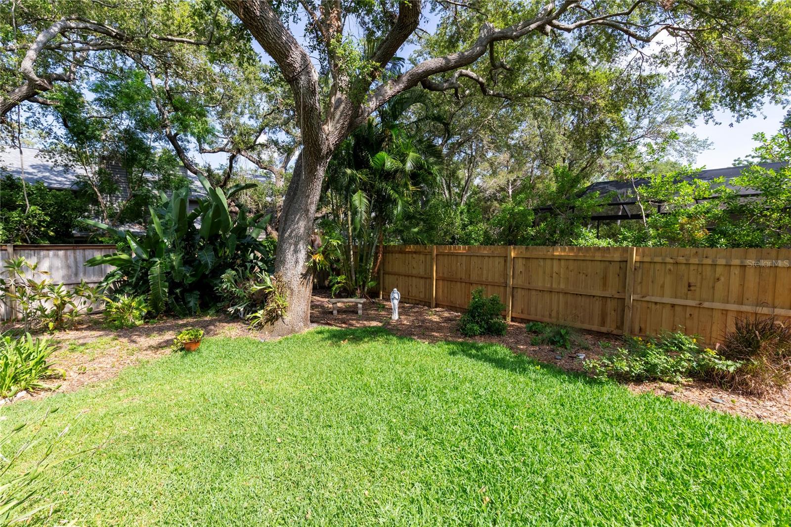 2015 LONG BRANCH LN, CLEARWATER, FL, 33760