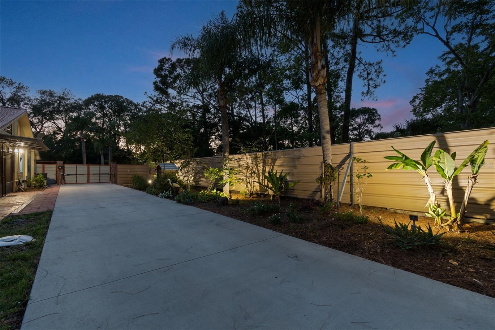 7507 BEASLEY RD, TAMPA, FL, 33615