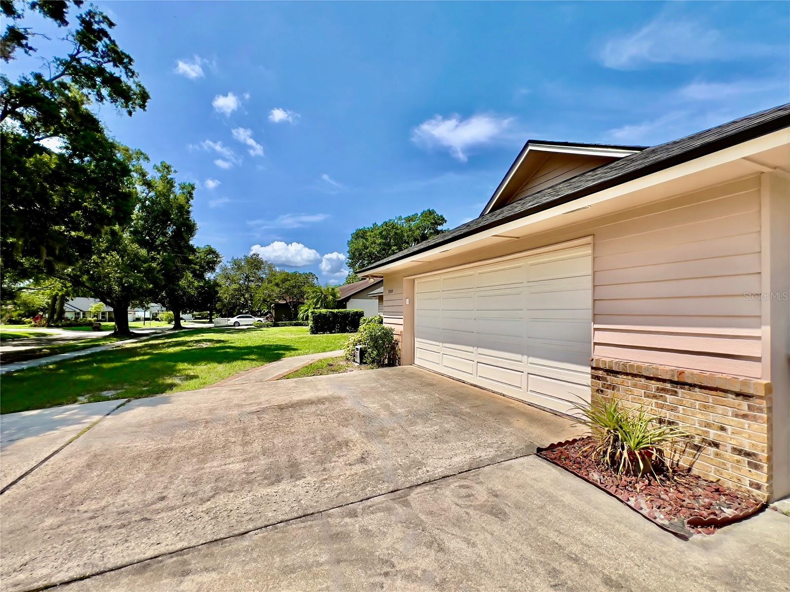 5724 PITCH PINE DR, ORLANDO, FL, 32819