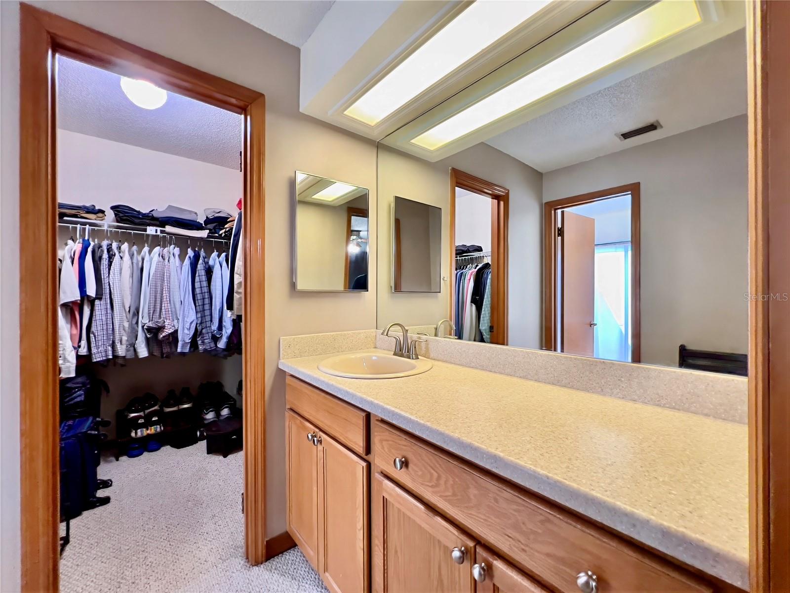 5724 PITCH PINE DR, ORLANDO, FL, 32819