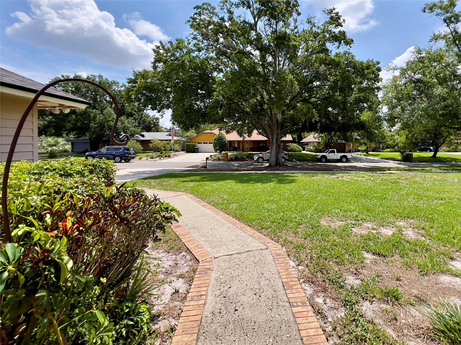 5724 PITCH PINE DR, ORLANDO, FL, 32819