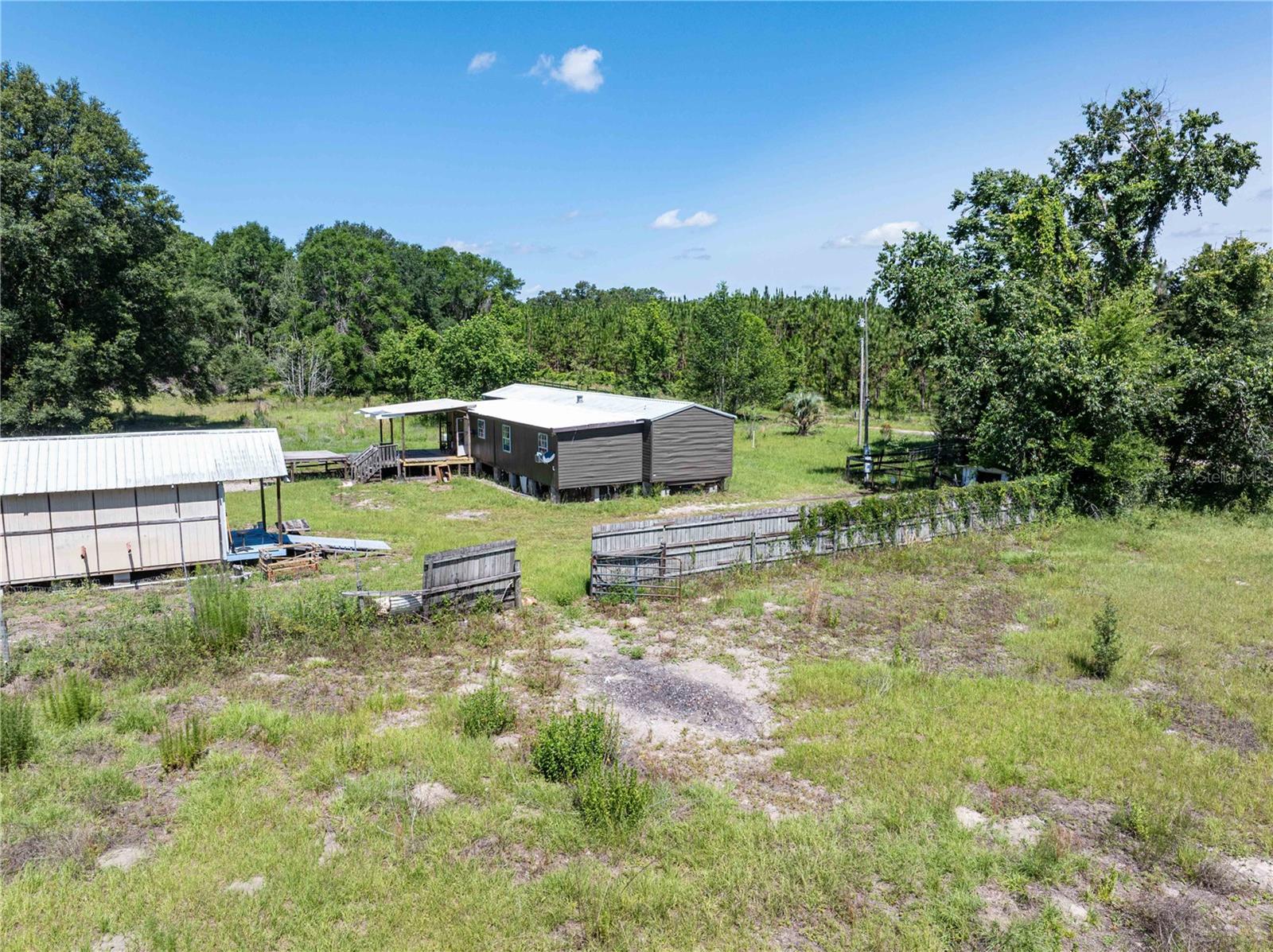 801 SW DAISY RD, LAKE CITY, FL, 32024