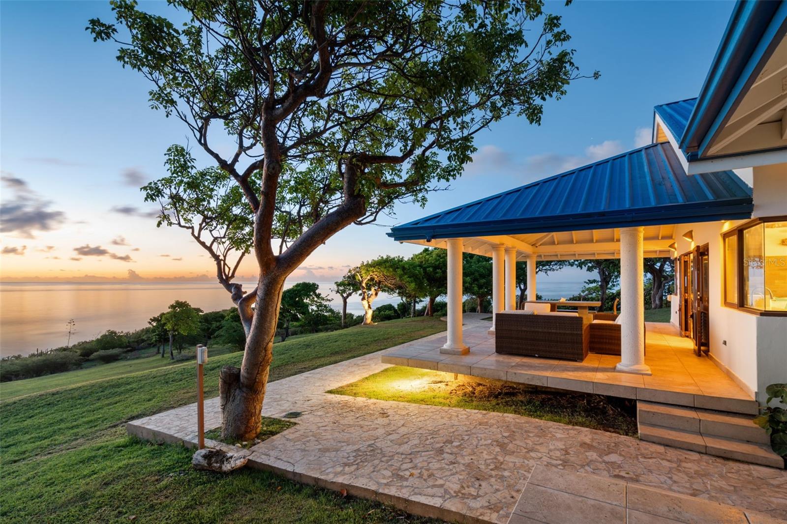 PR9113912 Property Photo