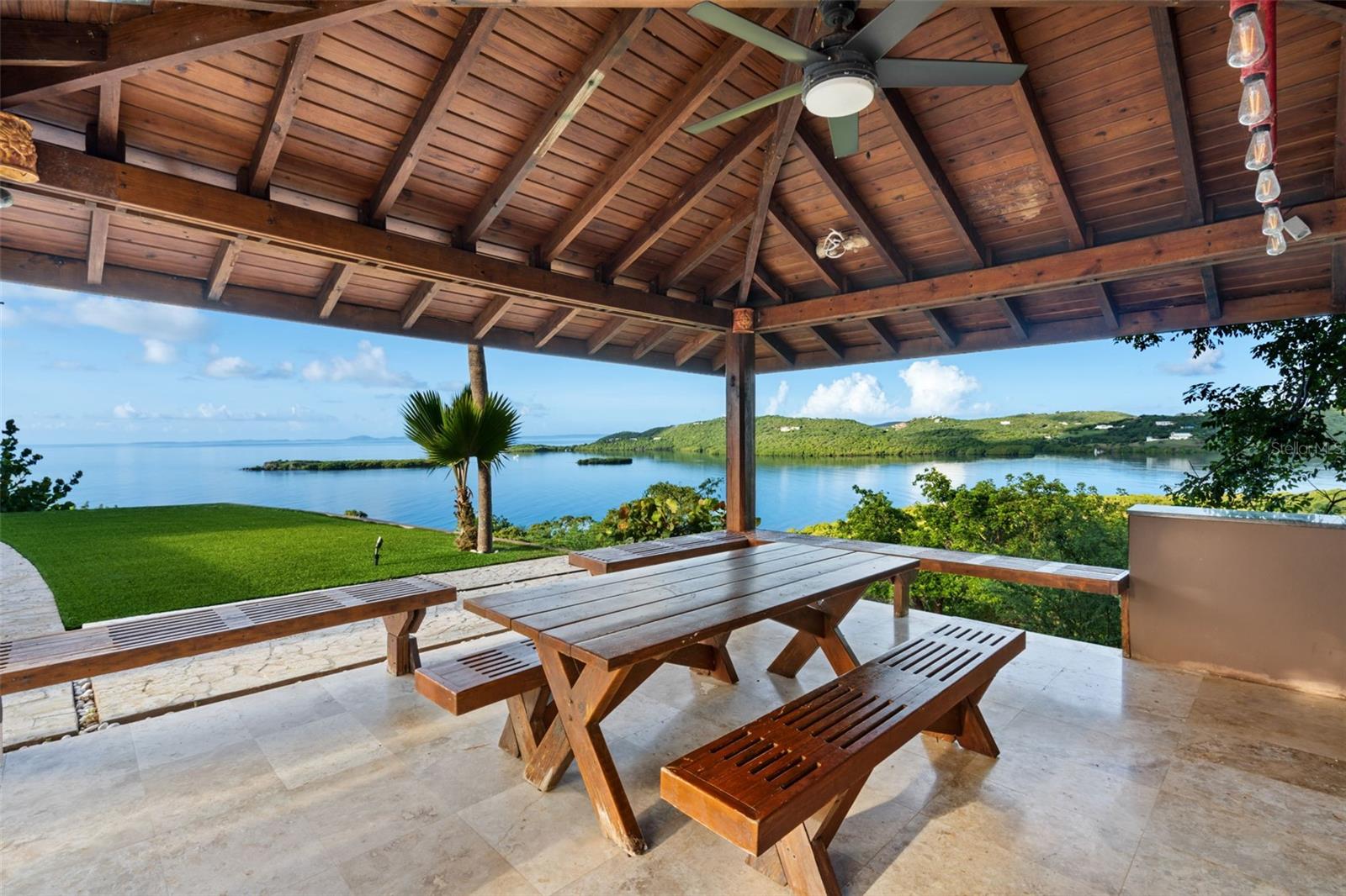 PR9113912 Property Photo