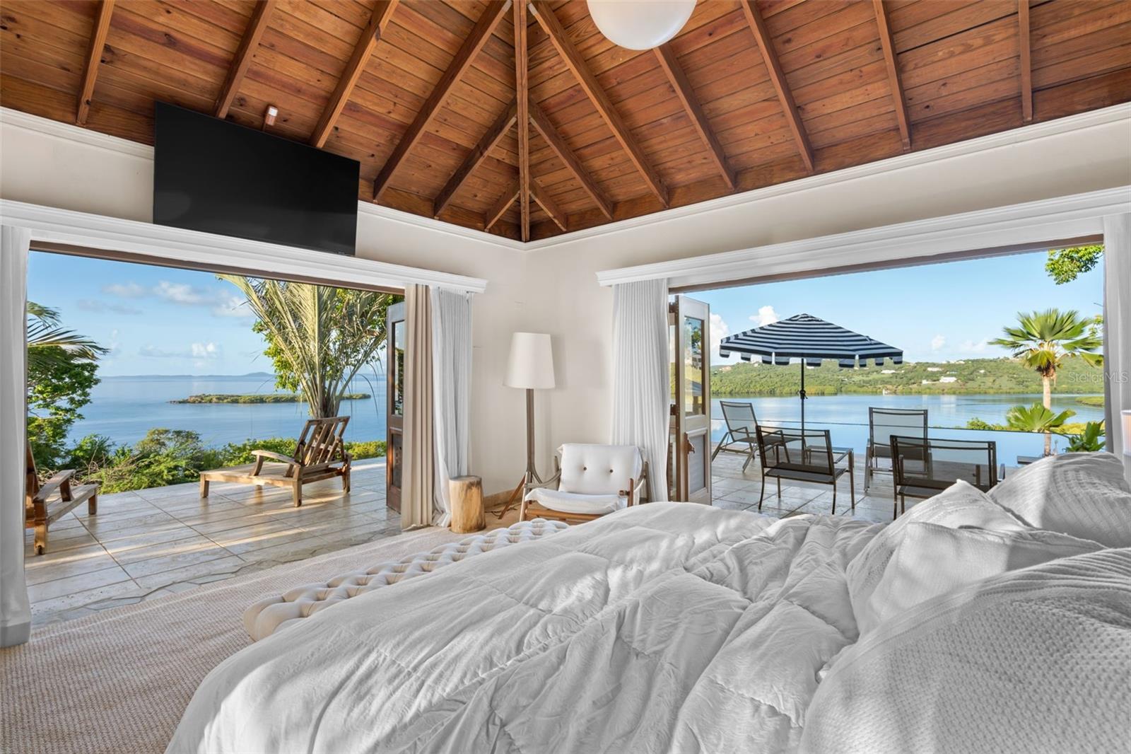 PR9113912 Property Photo