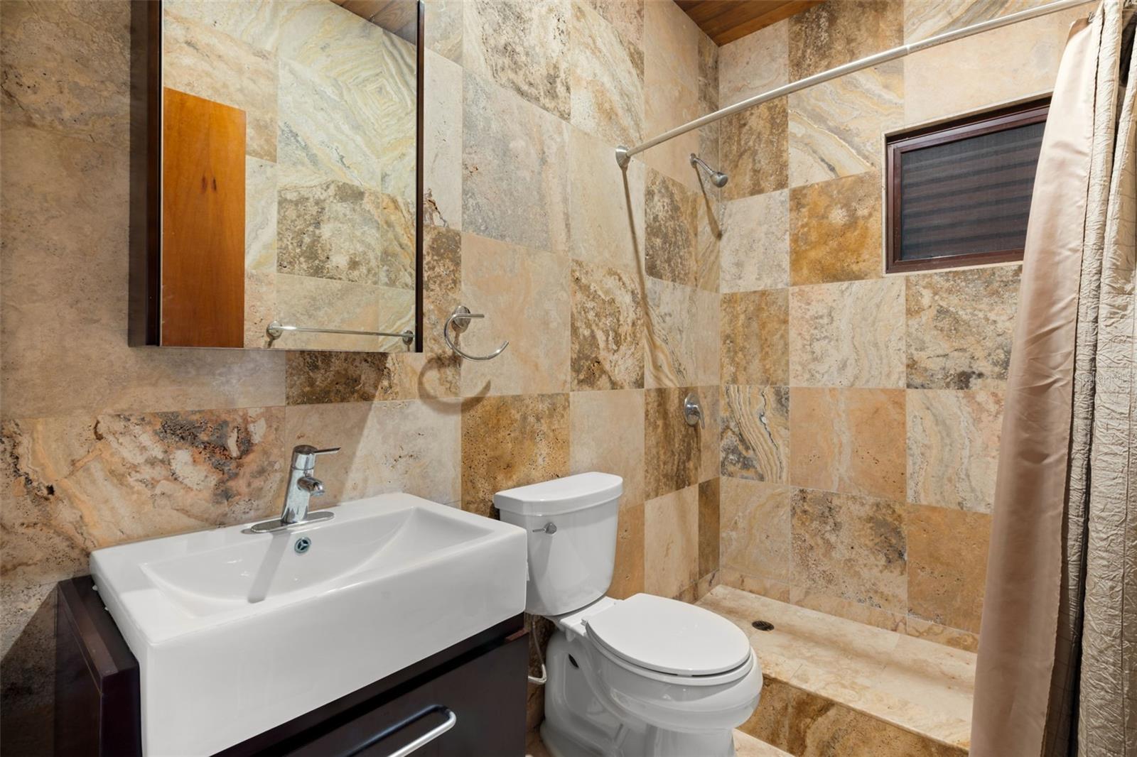 PR9113912 Property Photo