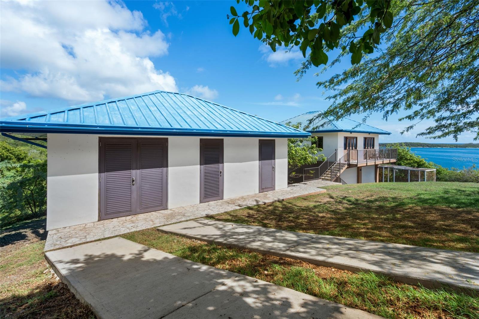 PR9113912 Property Photo