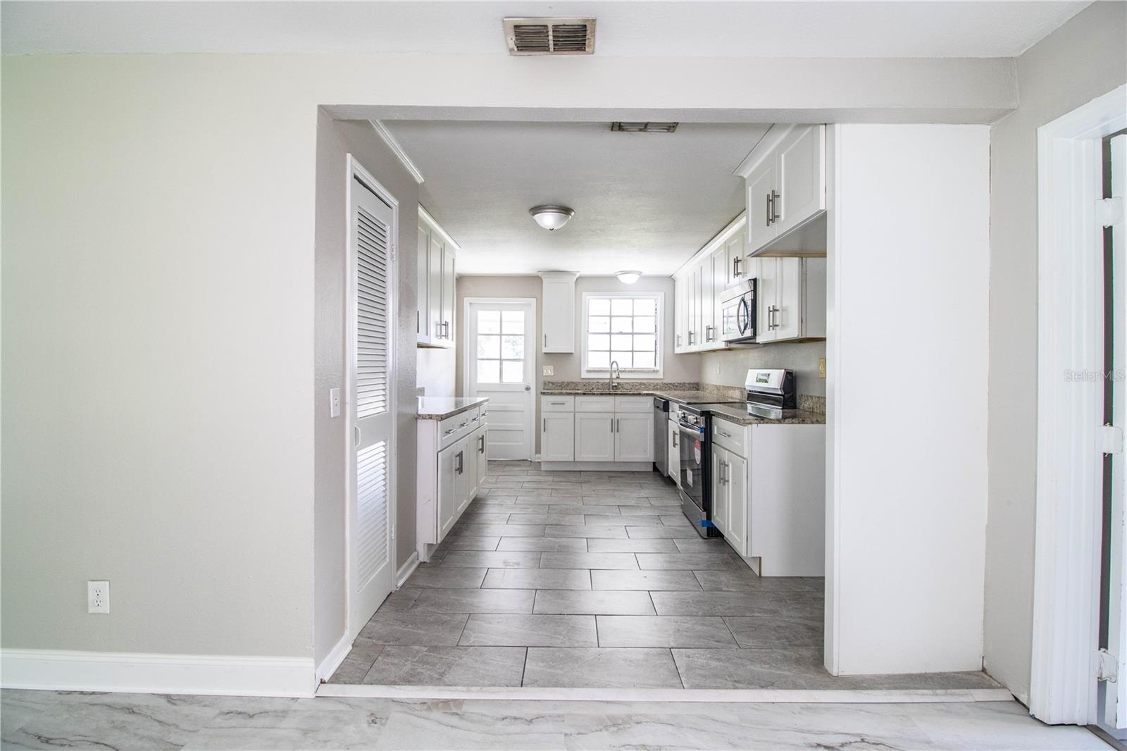 4629 HARDEN BLVD, LAKELAND, FL, 33813